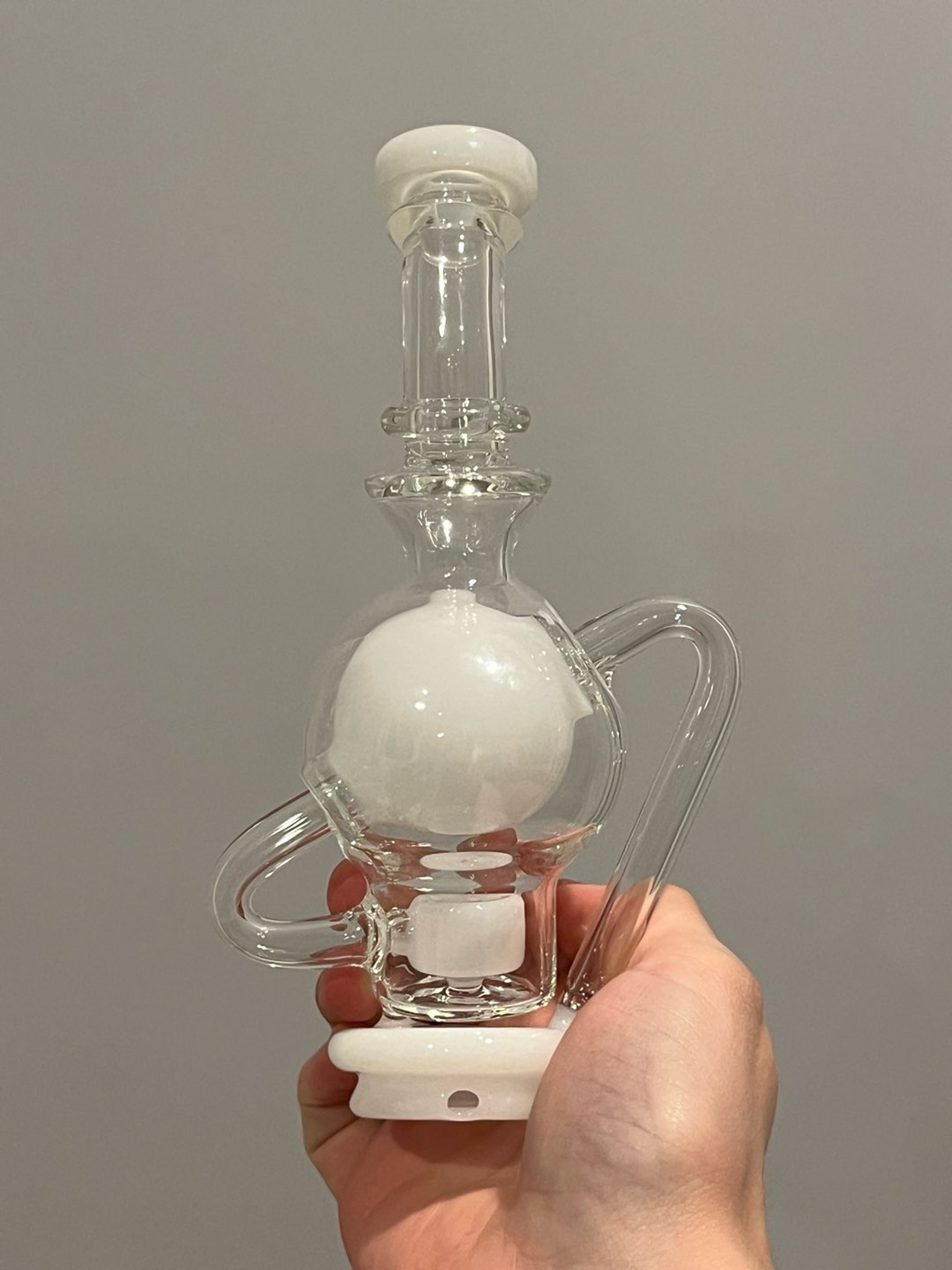 Preview pic of Elevar Glass Pufco Top