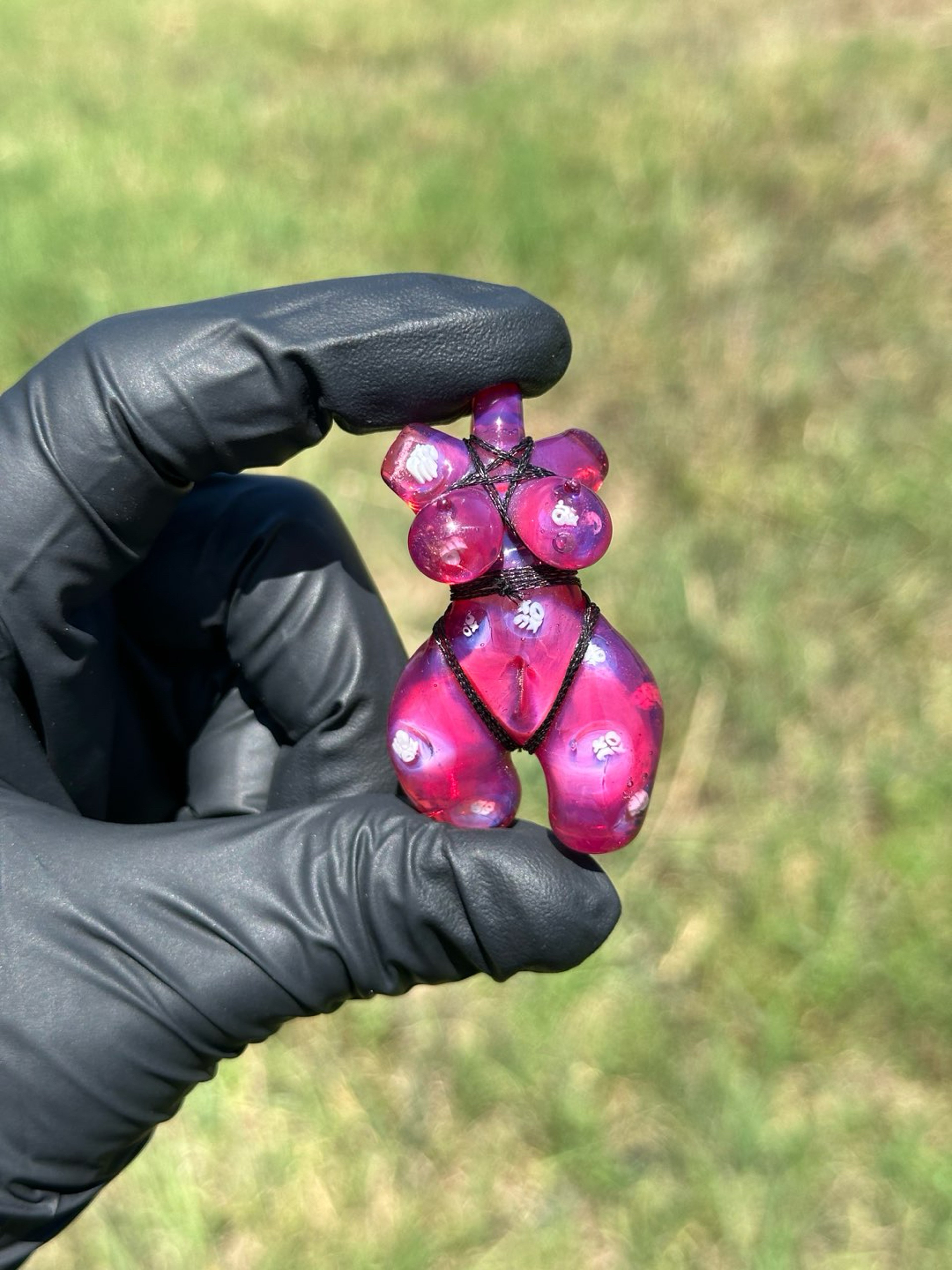 Preview pic of Lissamelts XO Mille Babe Pendy