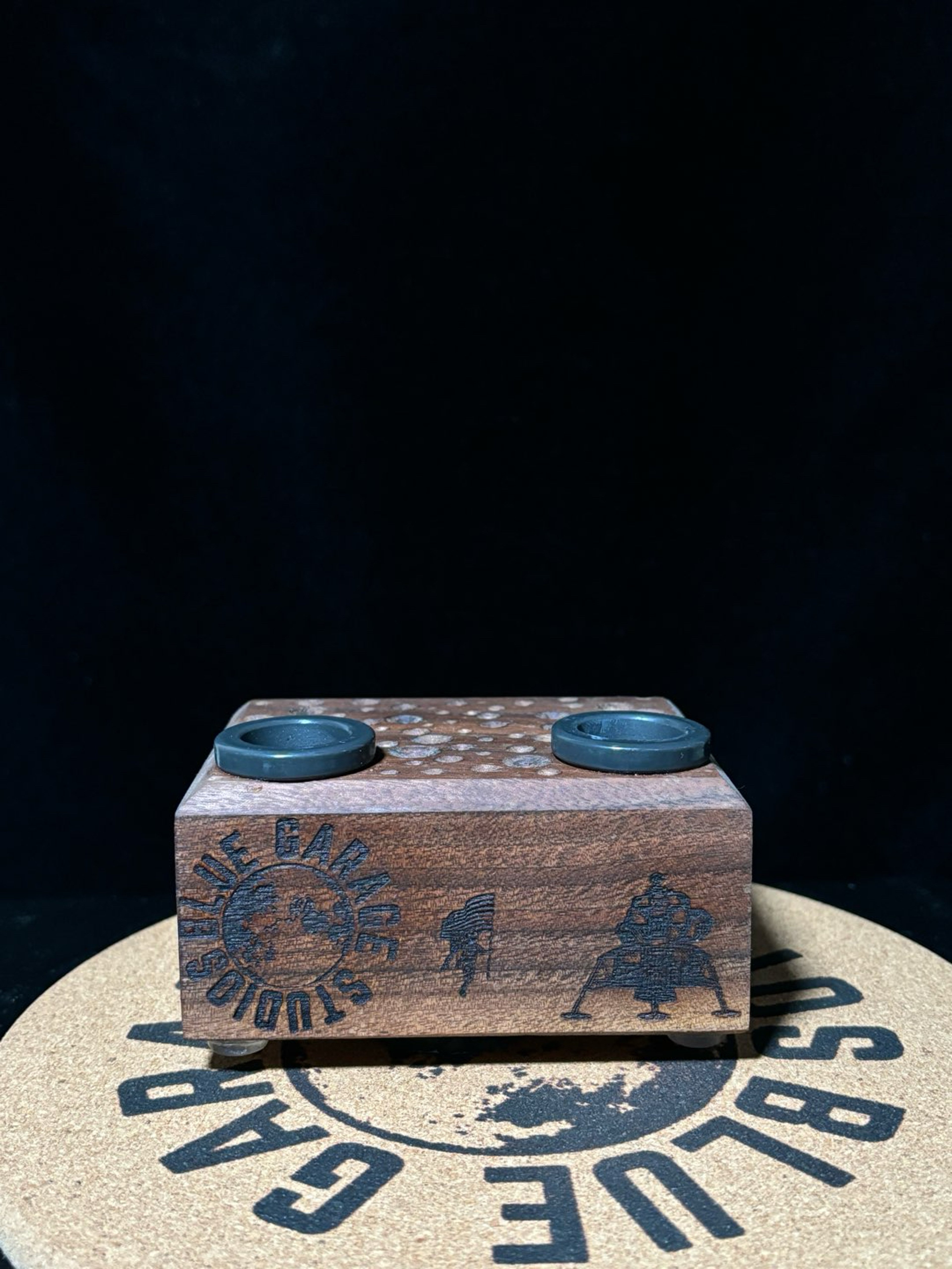 Preview pic of Walnut lunar slide stand