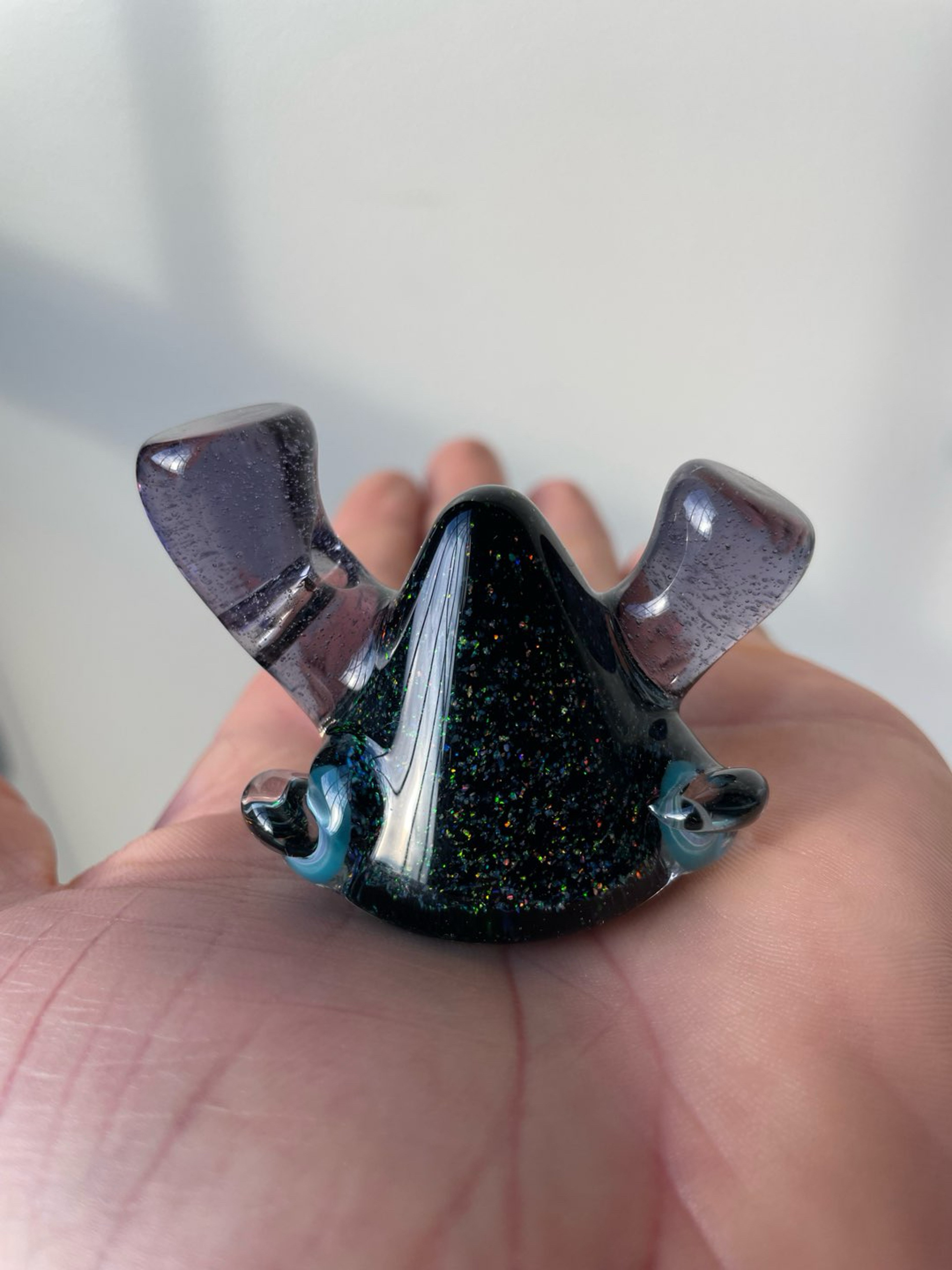 Preview pic of Lerk crushed opal head pendant