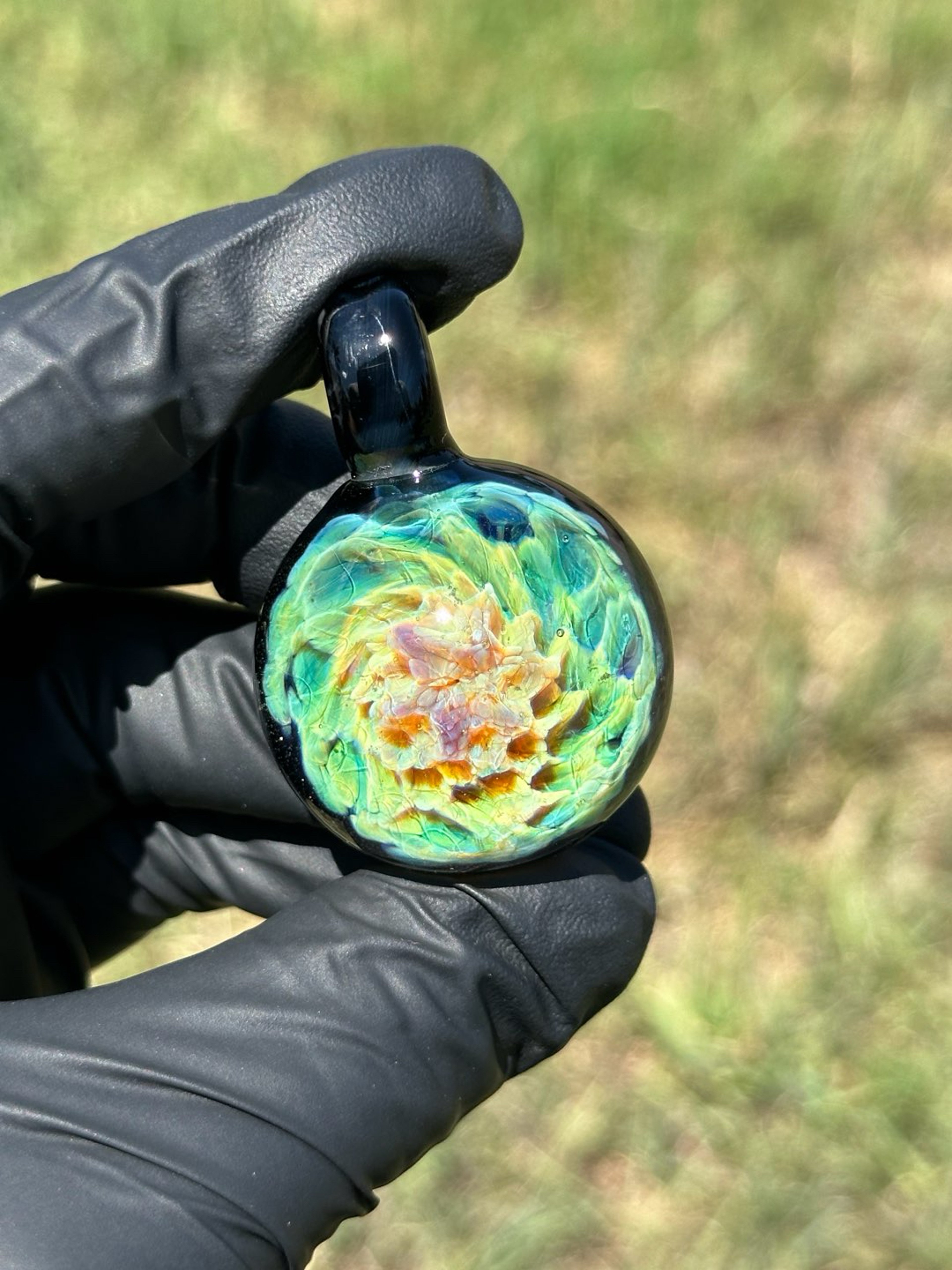 Preview pic of Frit Implosion Pendant