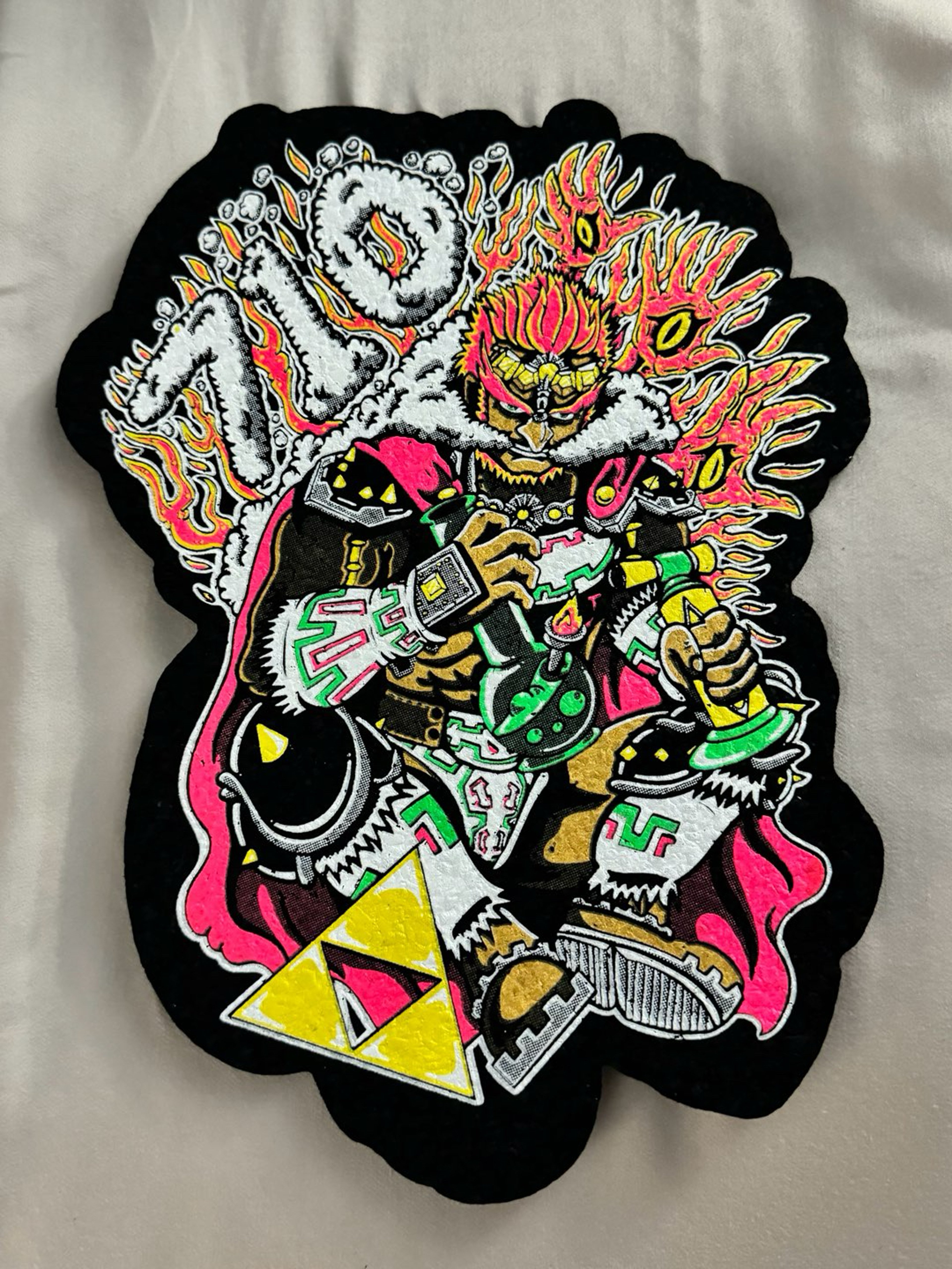 Preview pic of Cannadorf 710 by dark mountain cult moodmat! Full uv glow le:70