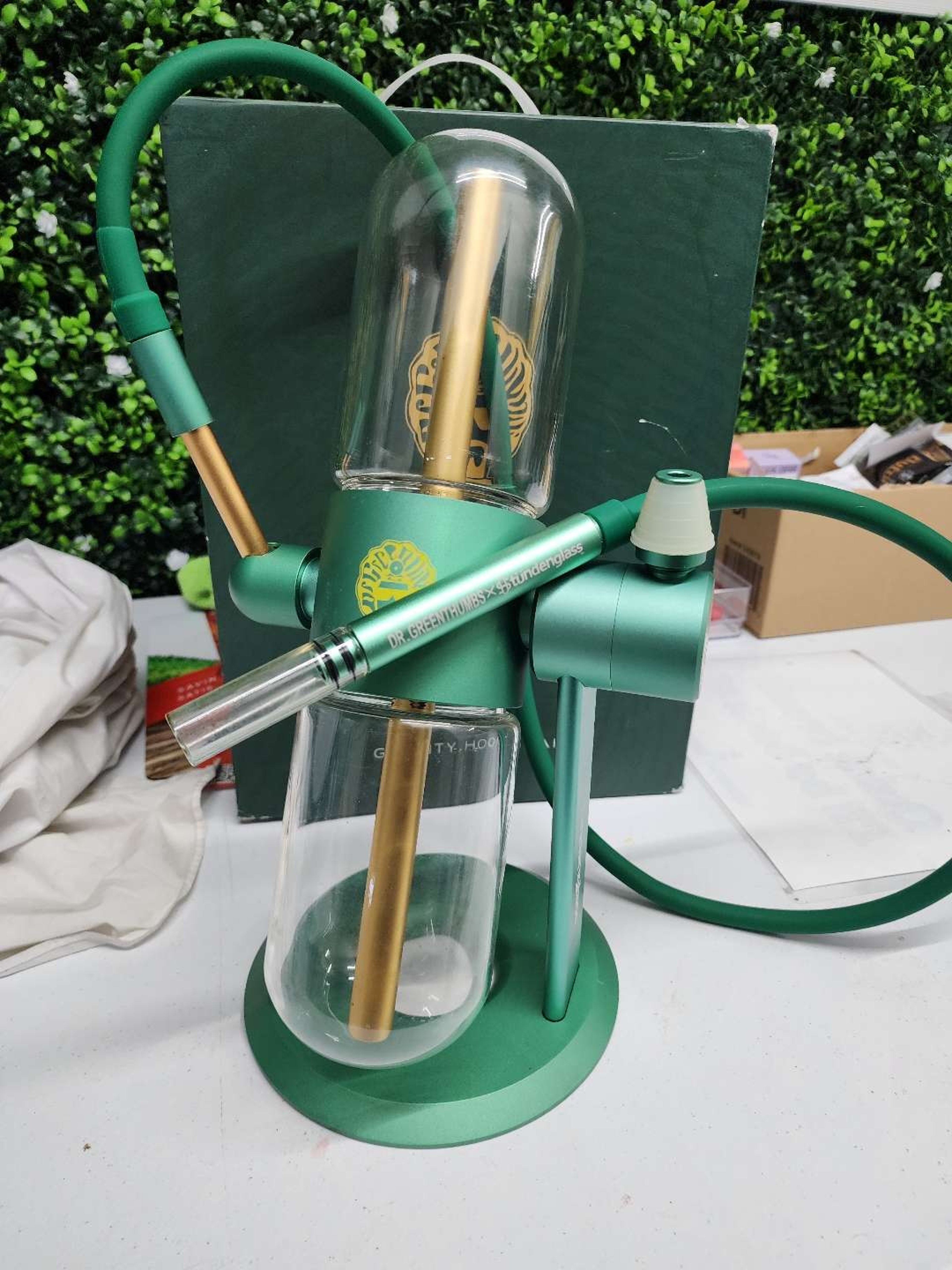 Preview pic of Dr. Greenthumb x Stundenglass