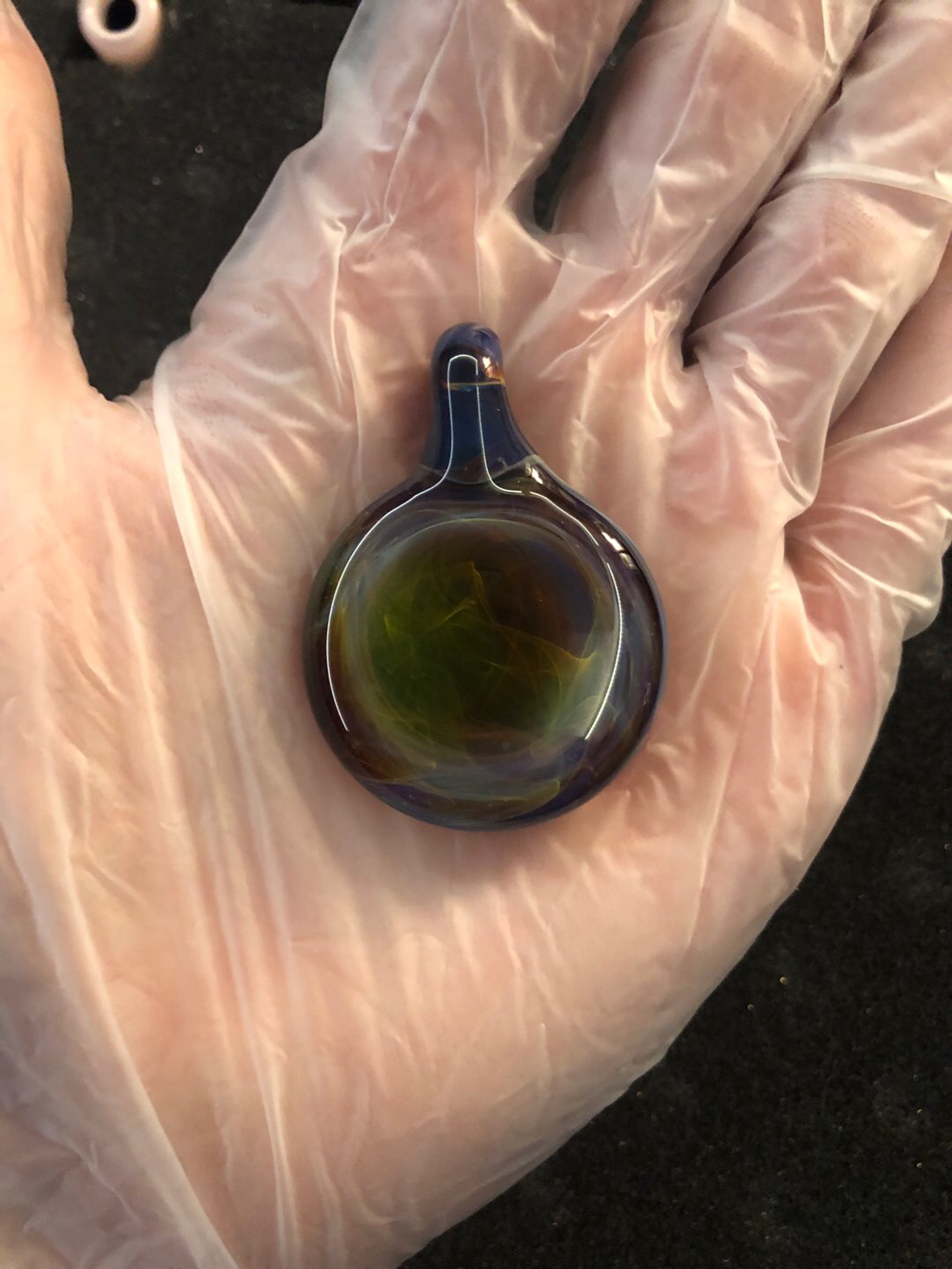 Preview pic of Unknownbunsen amber purple disc pendy