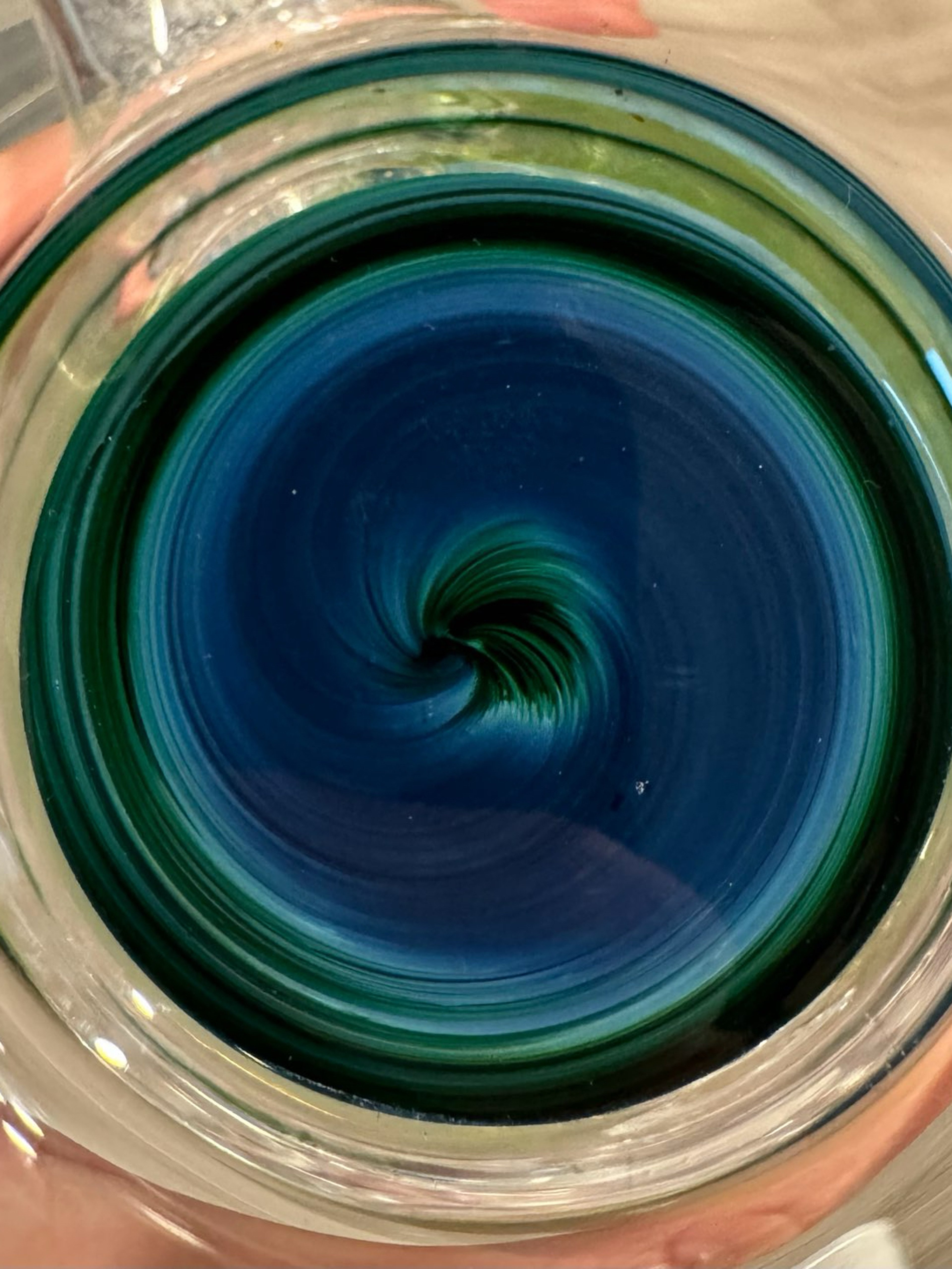 Preview pic of Sovereignty glass green money 50x5
