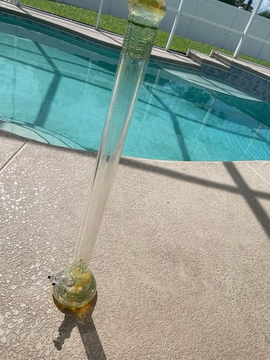 Preview pic of 30 inches 3 Foot 9mm Thick American Made Glass Beaker Bong