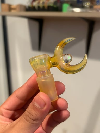 Preview pic of Elmolloboro FW NS yellow crescent slide