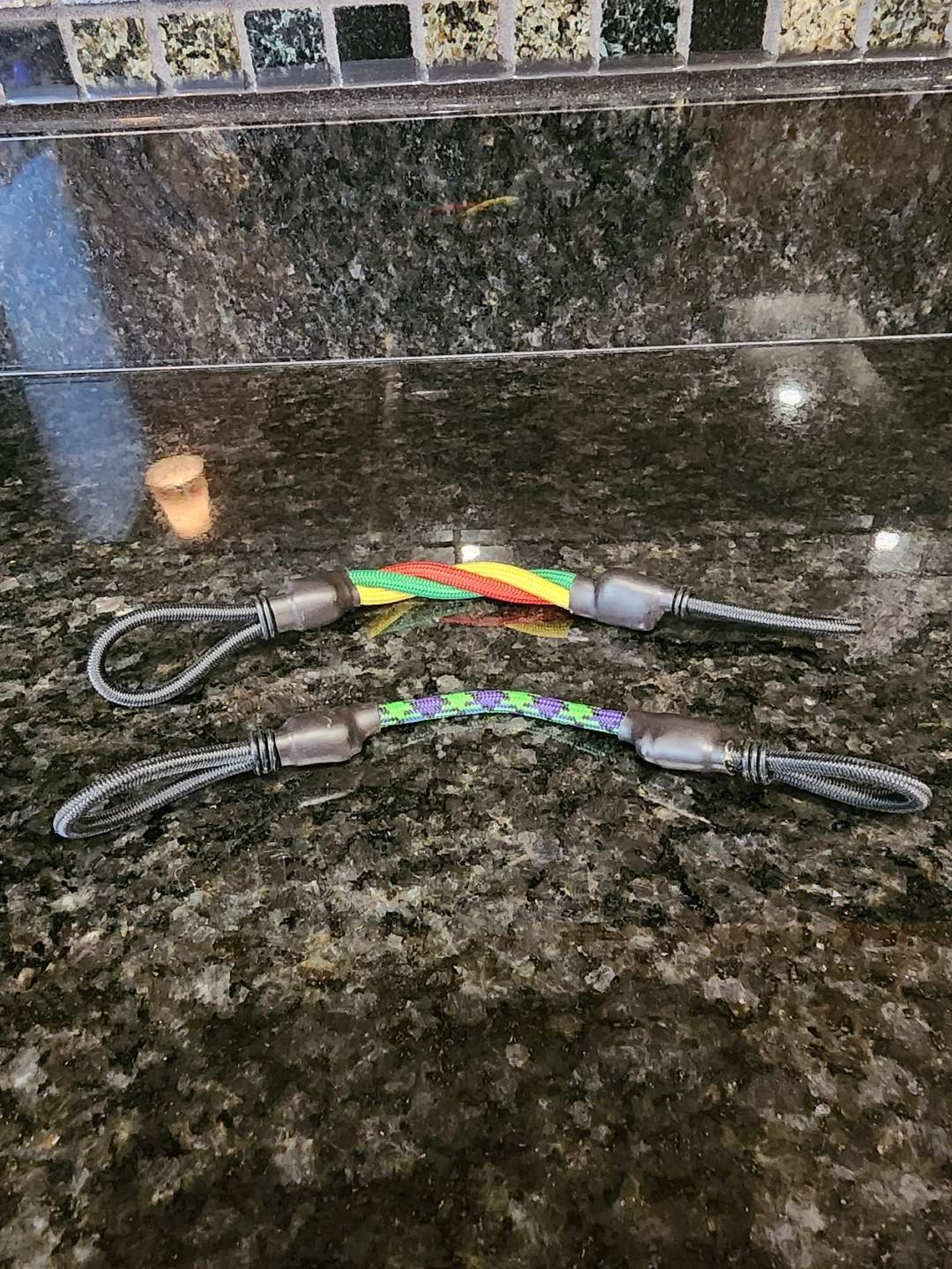 Preview pic of Leash Labs Puffco Peak/Pro tether 2-pack (brand new)