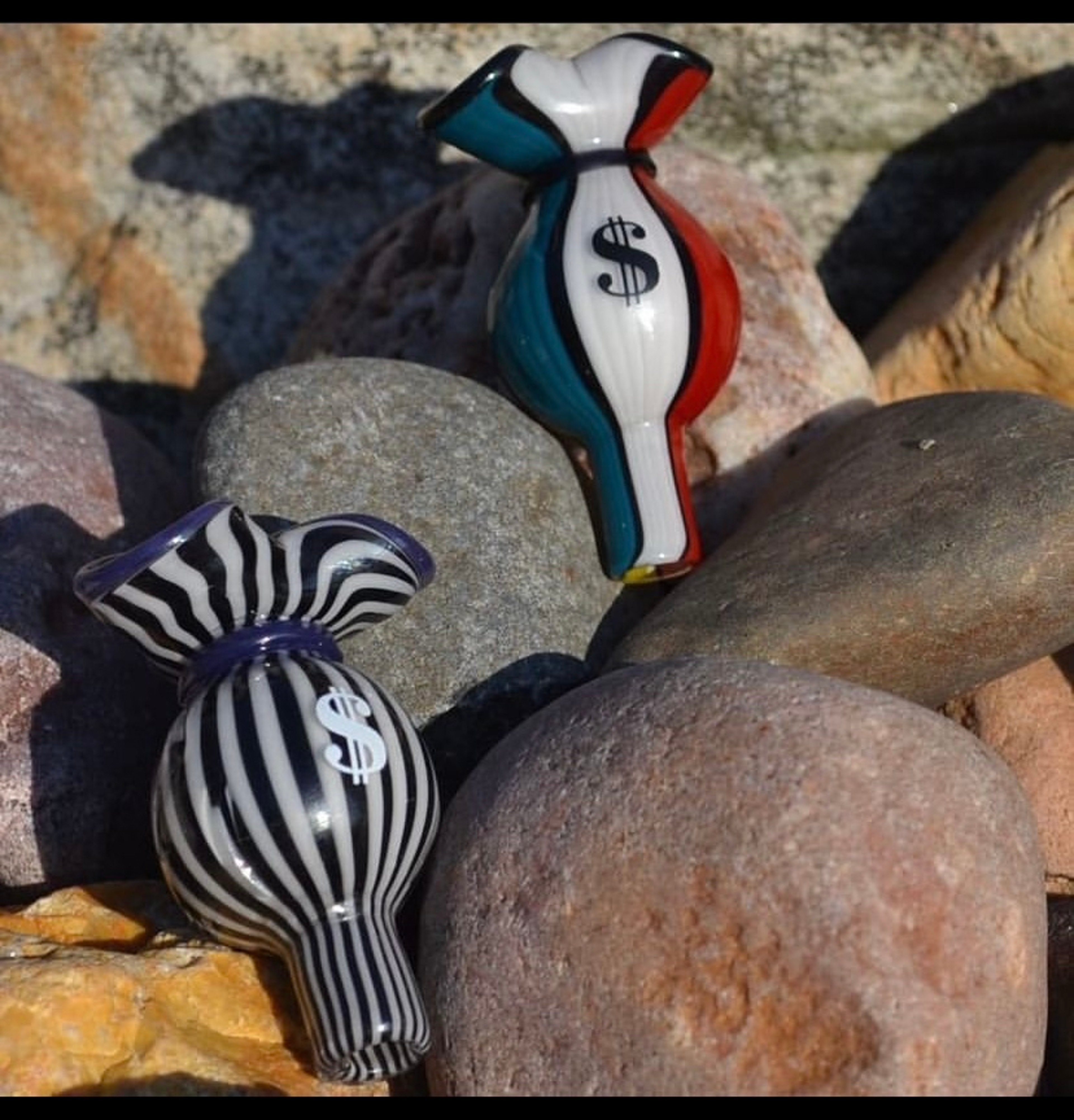 Preview pic of Jag bag bubble cap