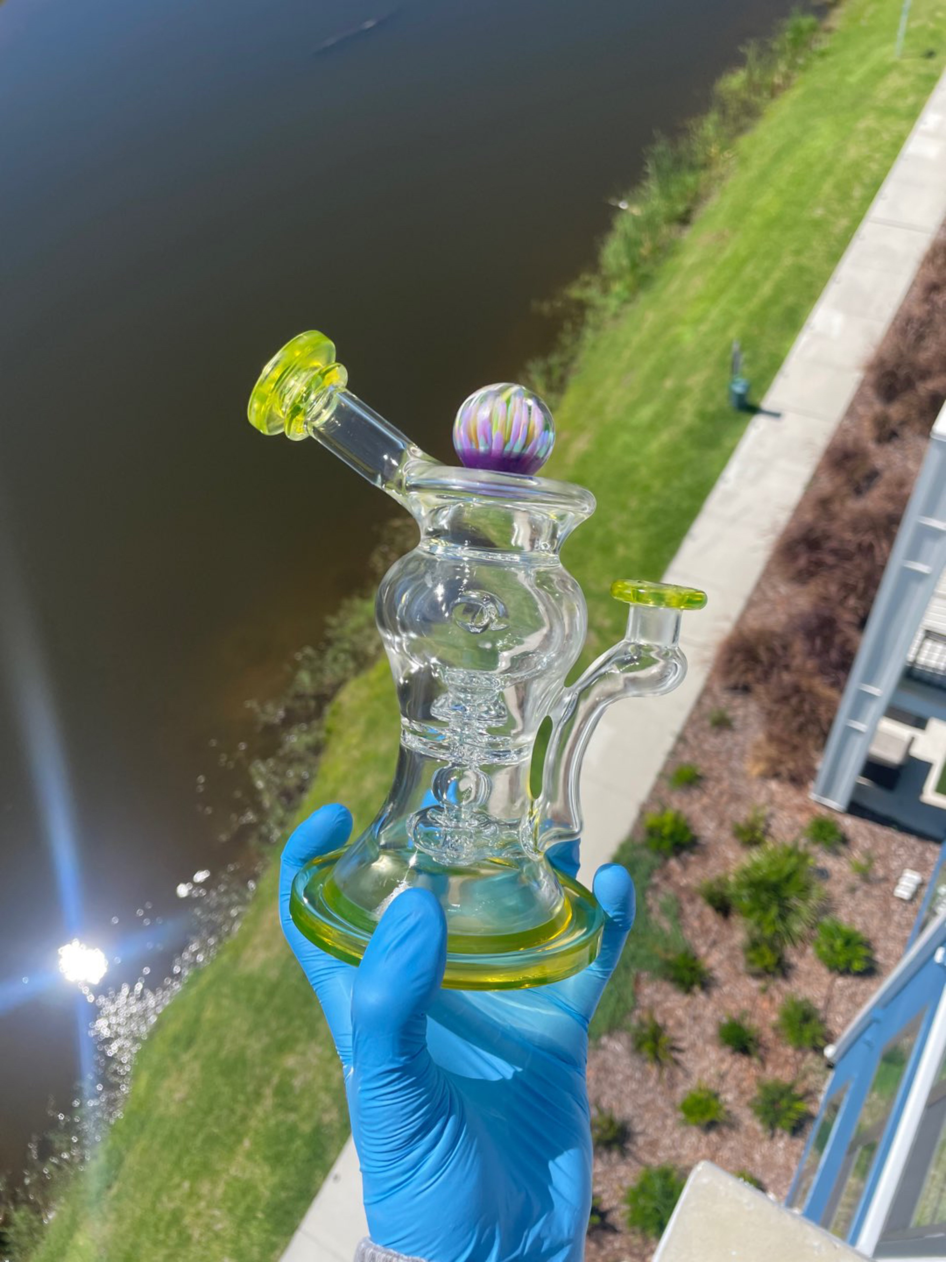 Preview pic of BC Glass UV Accent Innerloop with Implosion Marple