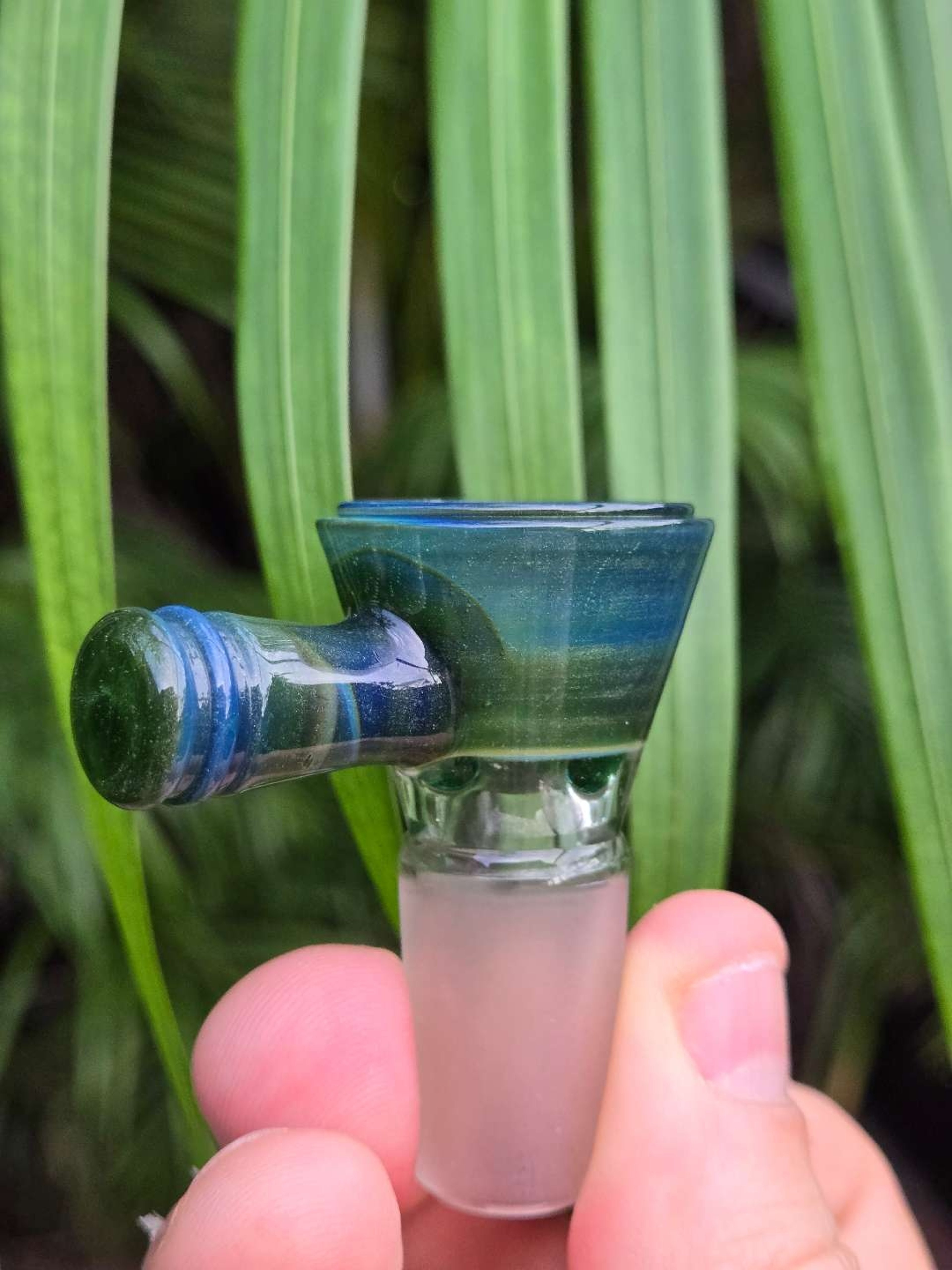 Preview pic of Obzrvr slide, mystery adventurine