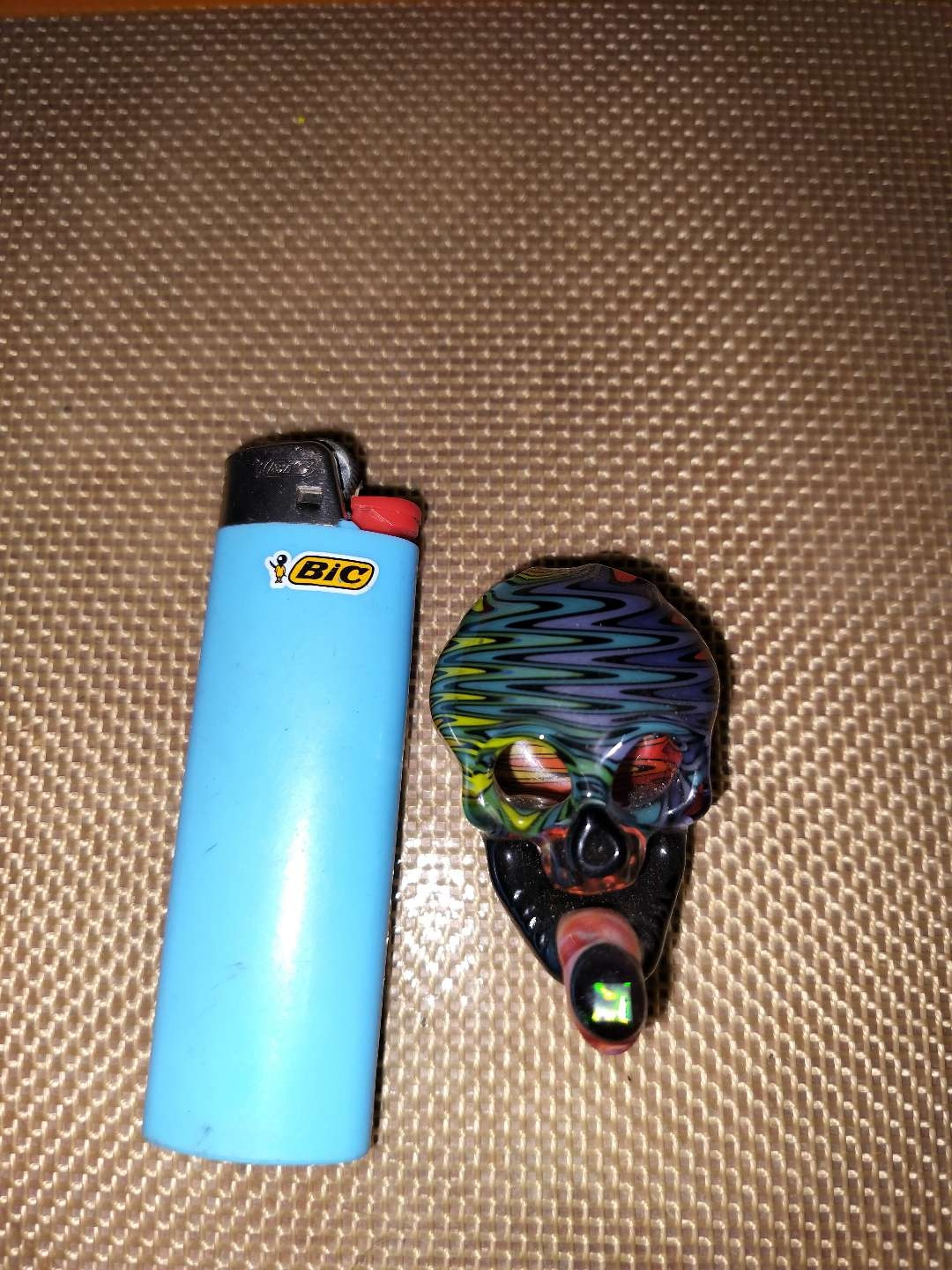 Preview pic of Switch glass skull