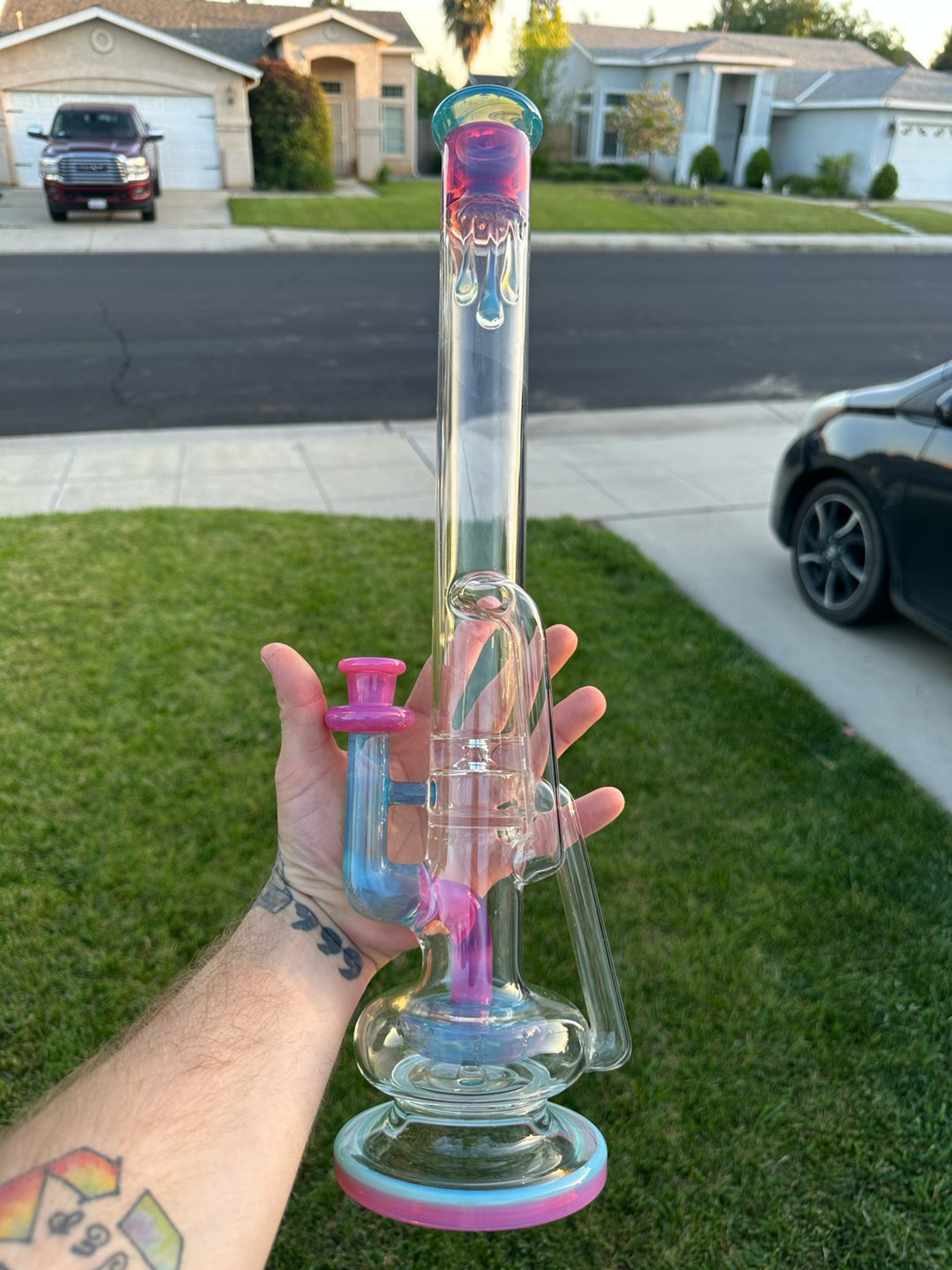Preview pic of Uzzi glass tube