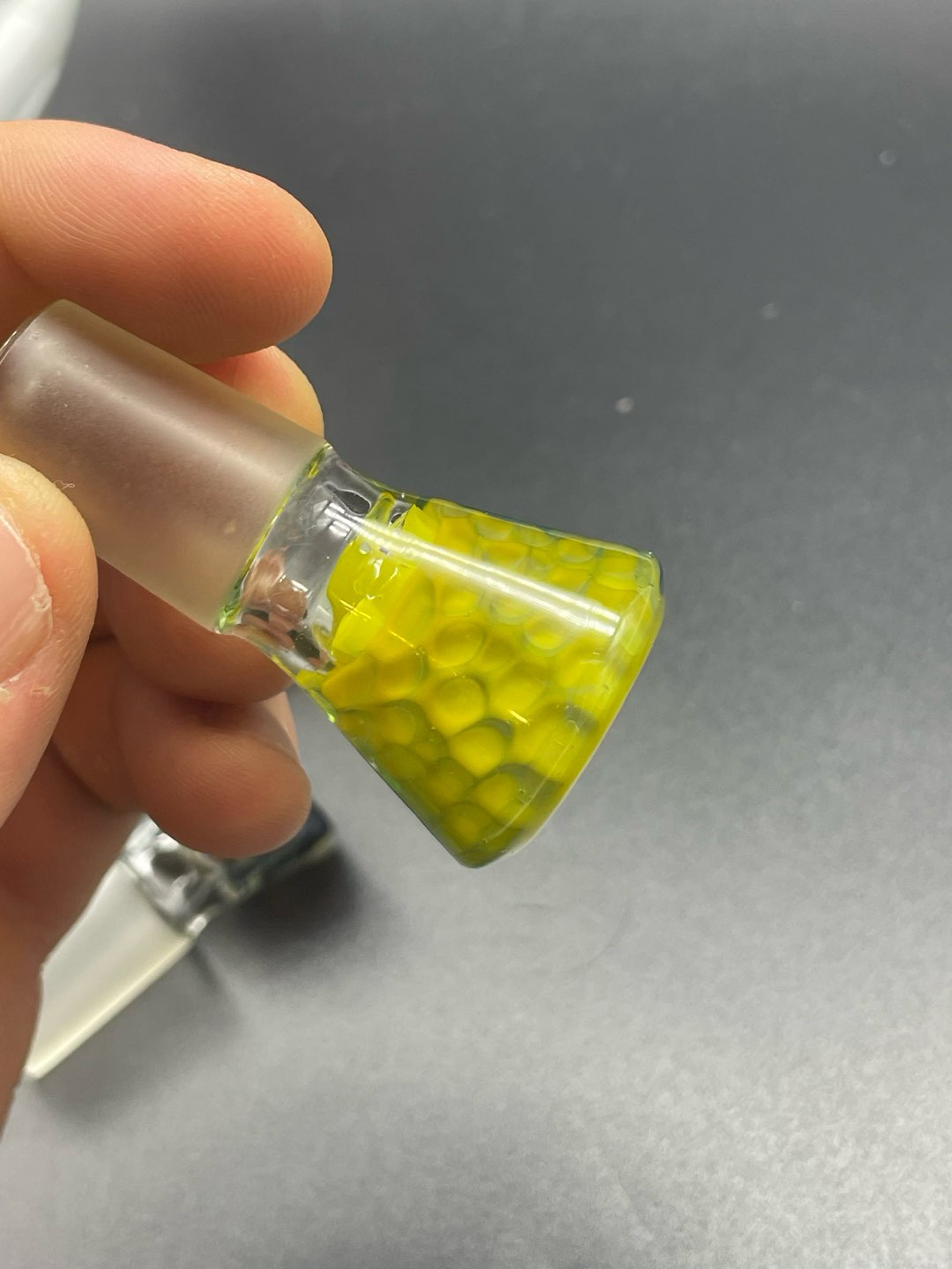 Preview pic of Green four hole 18 mm