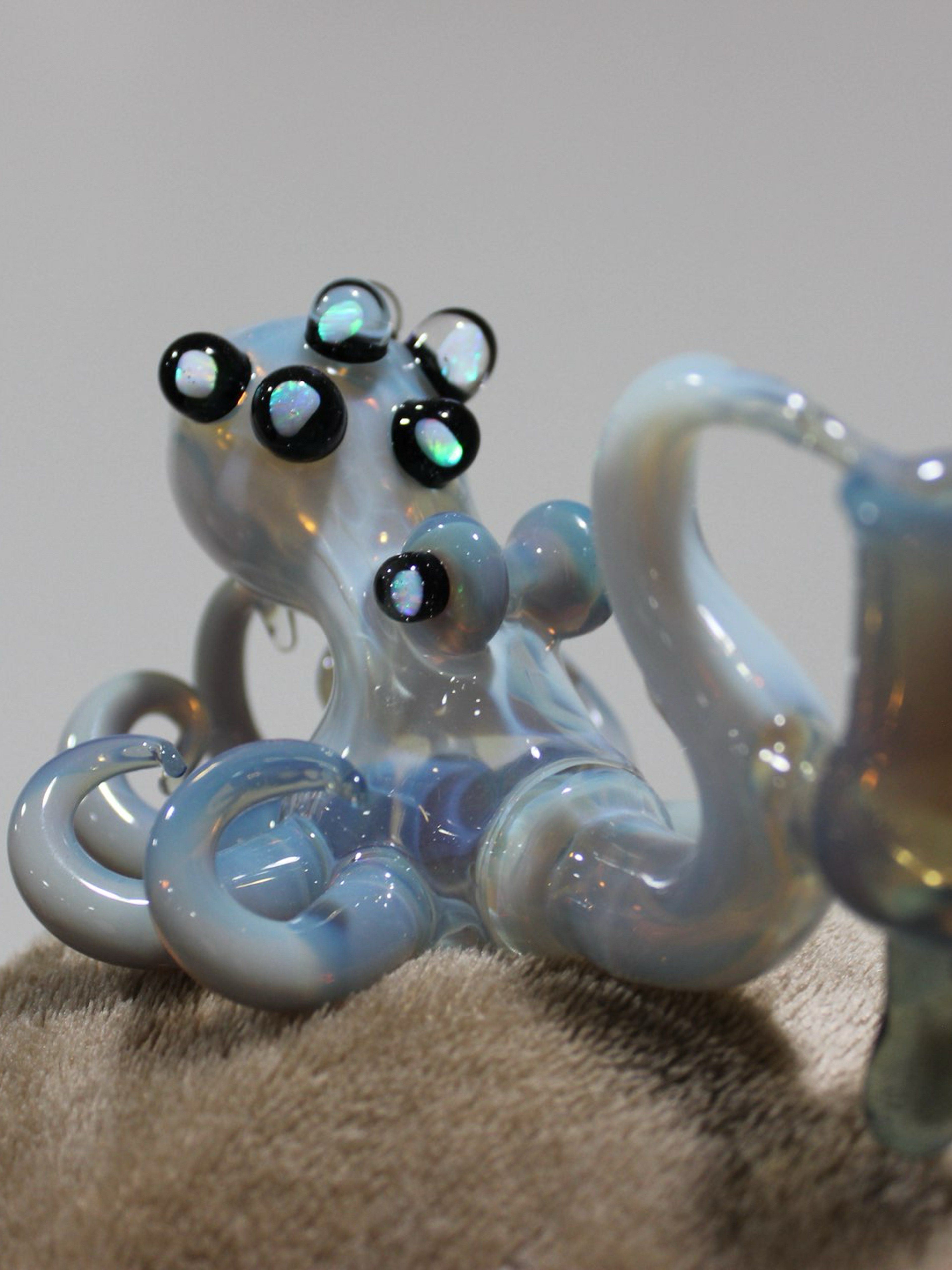 Preview pic of 8 Opal Octopus