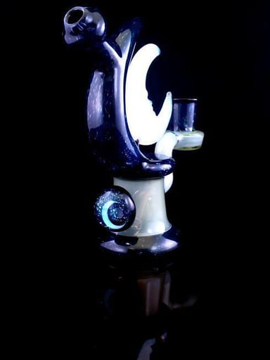 Preview pic of Avalon glass moon rig