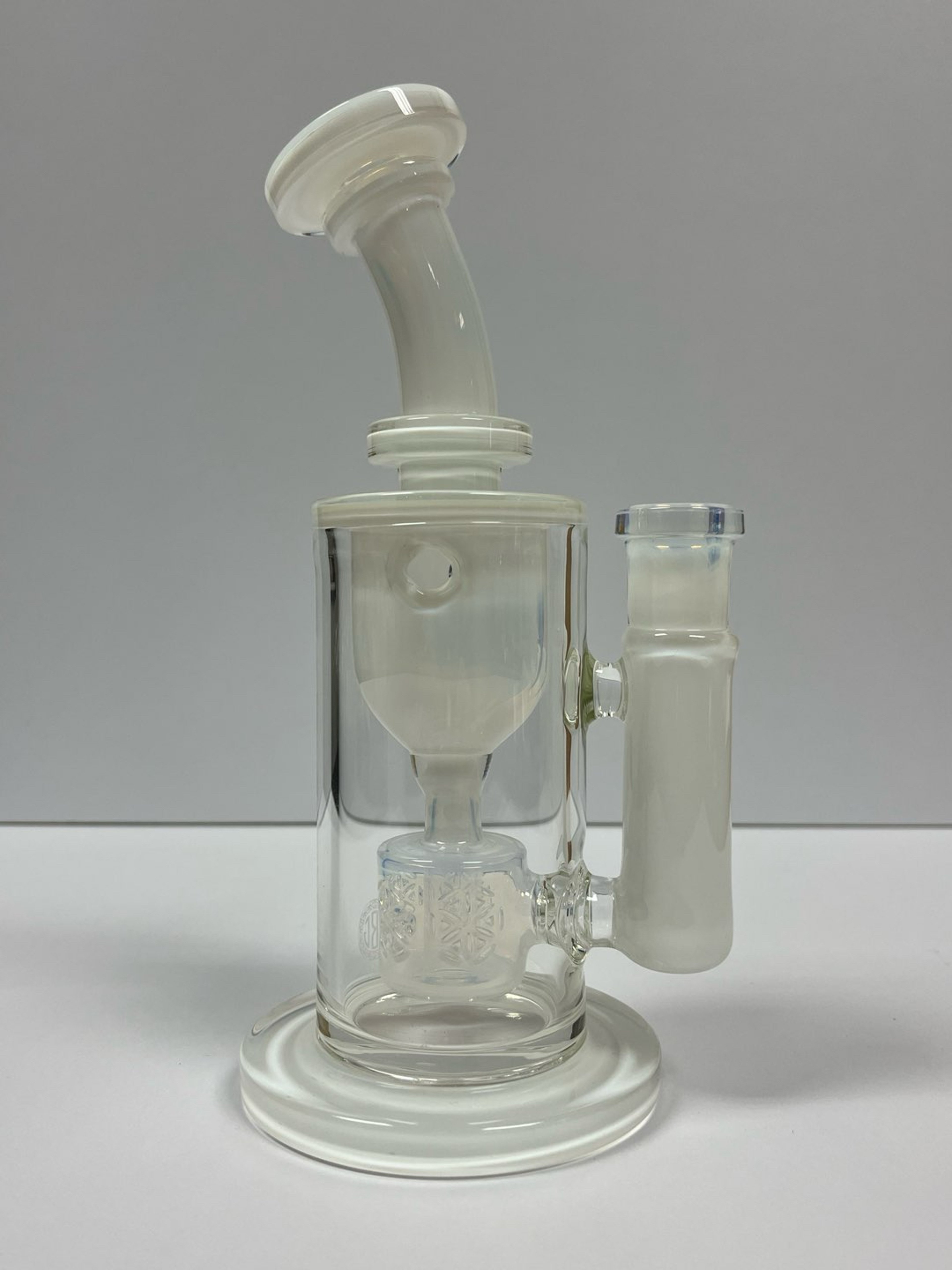Preview pic of FatBoy Glass Taurus in Ghost glass color 14mm 90