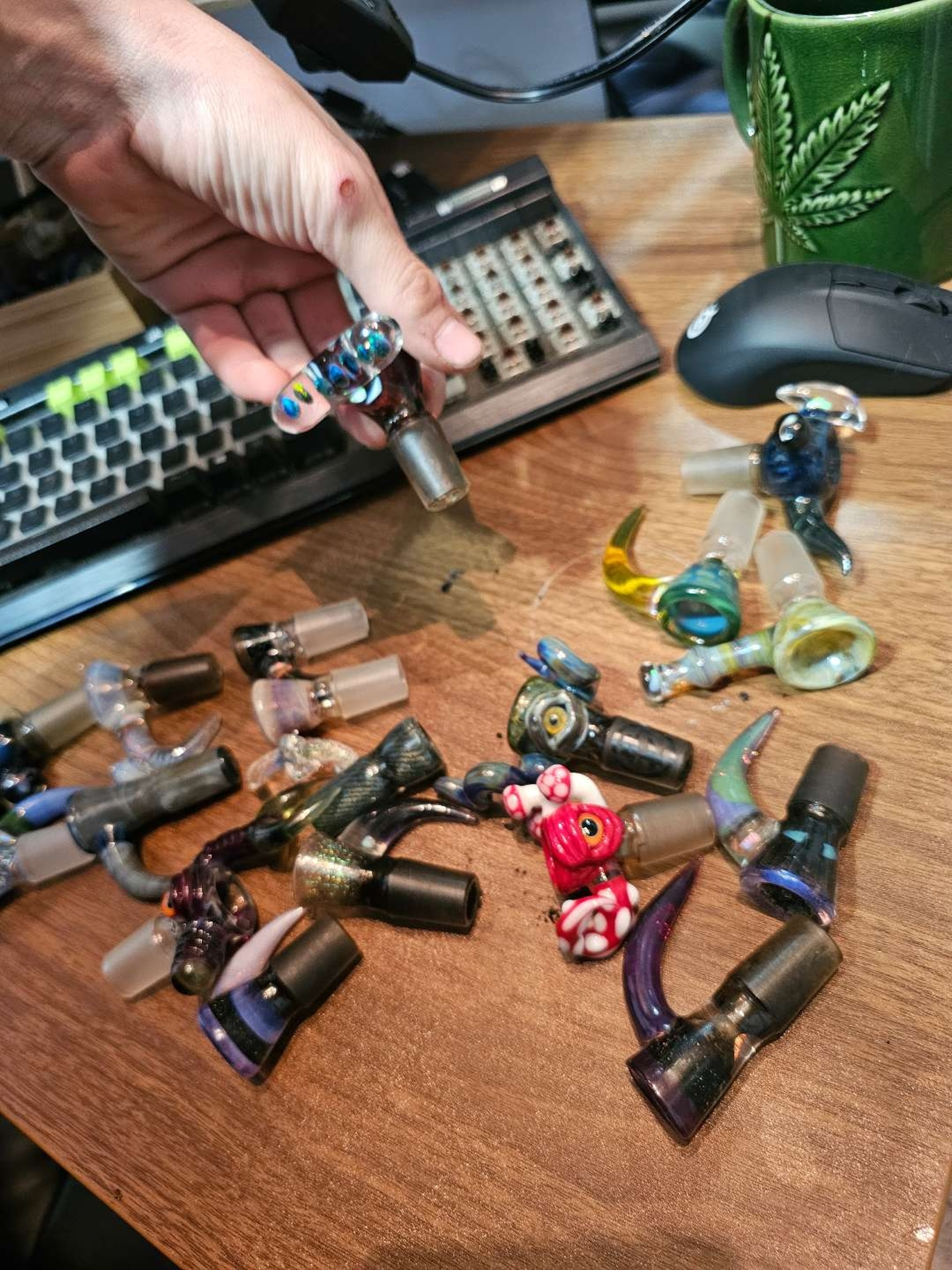 Preview pic of Shoot me an offer, and tell me what bowls