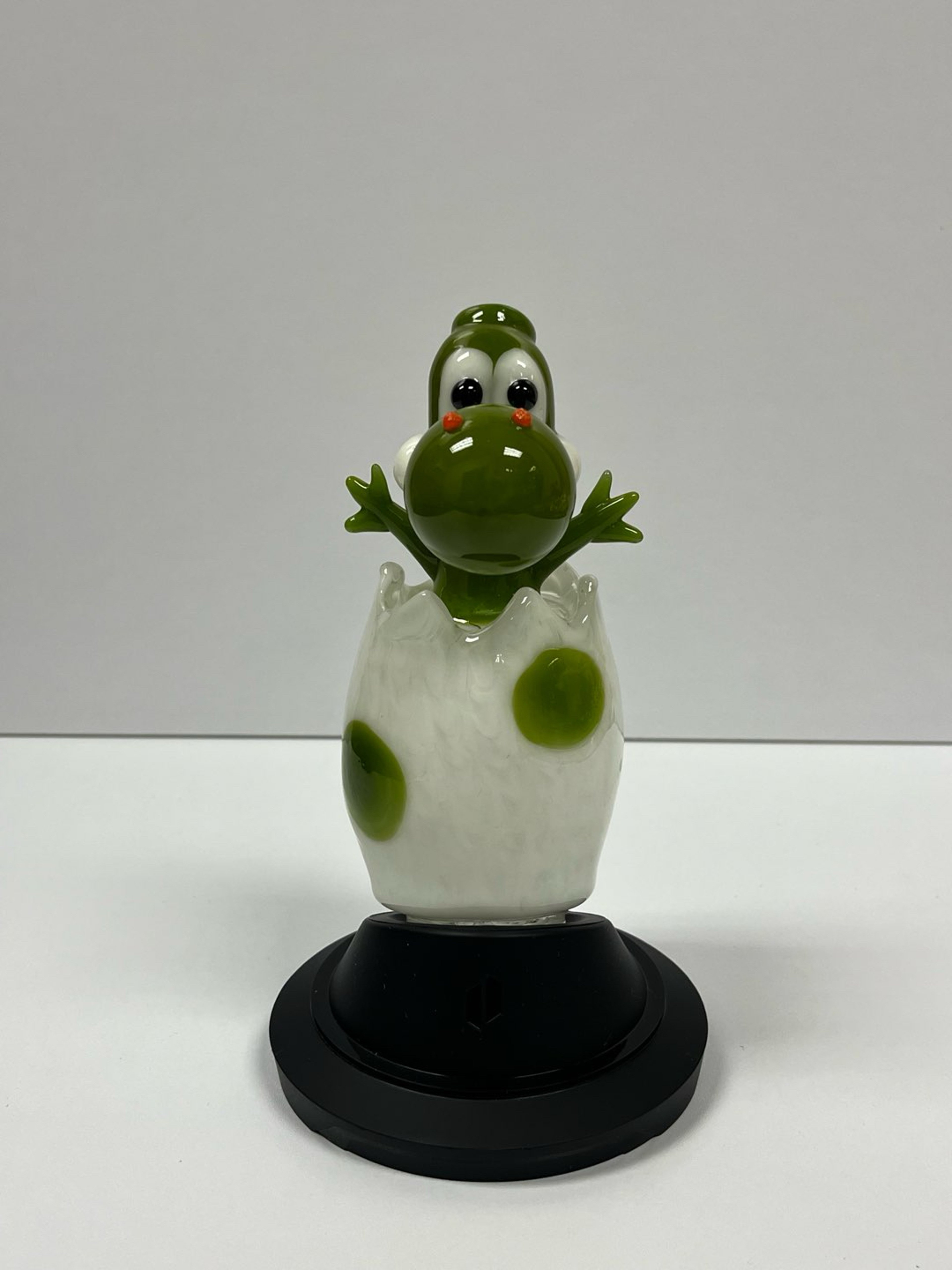 Preview pic of Daniels Glass Art Yoshi Puffco Peak or Peak Pro top