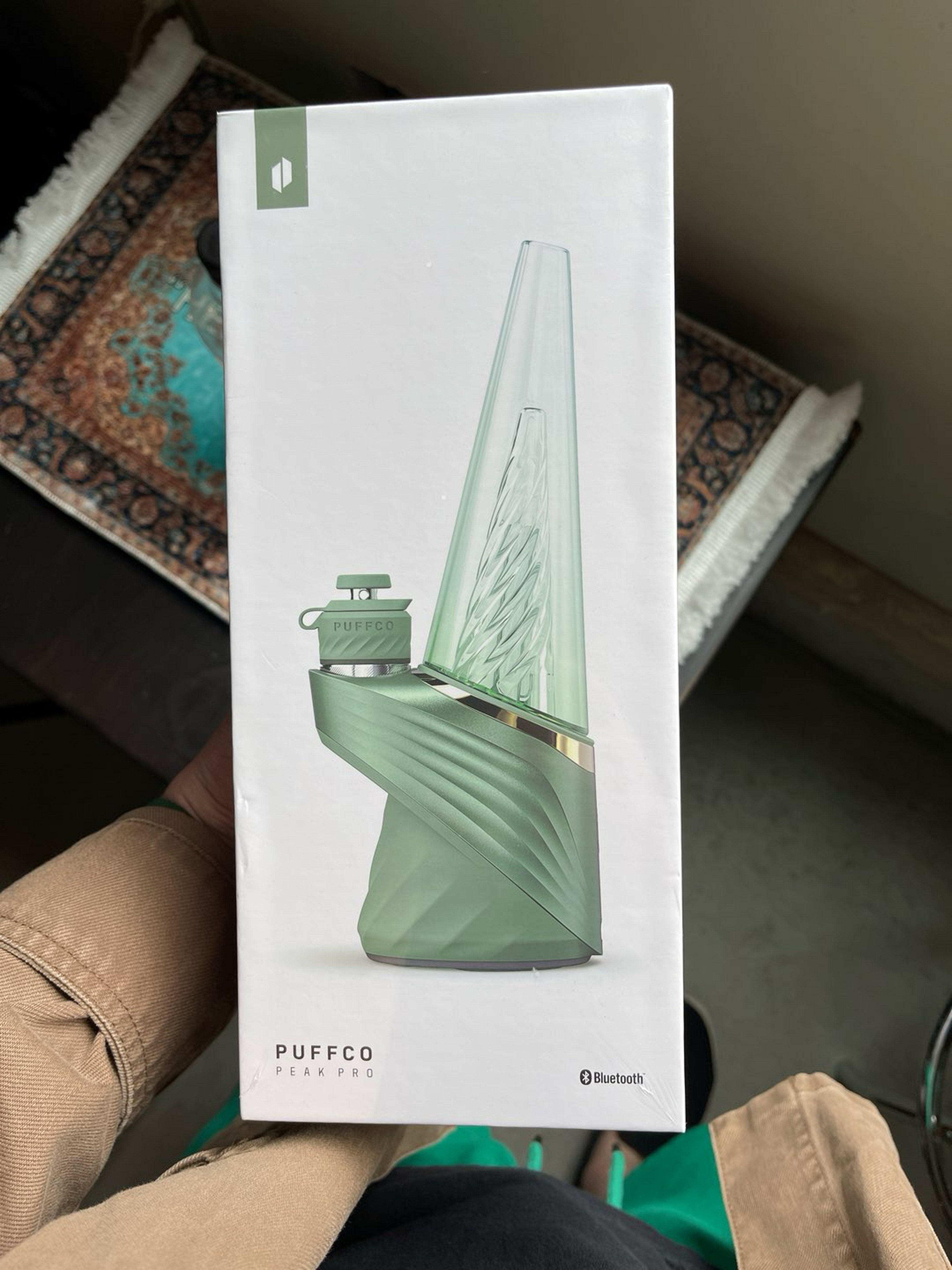 Preview pic of Puffco peak pro flourish