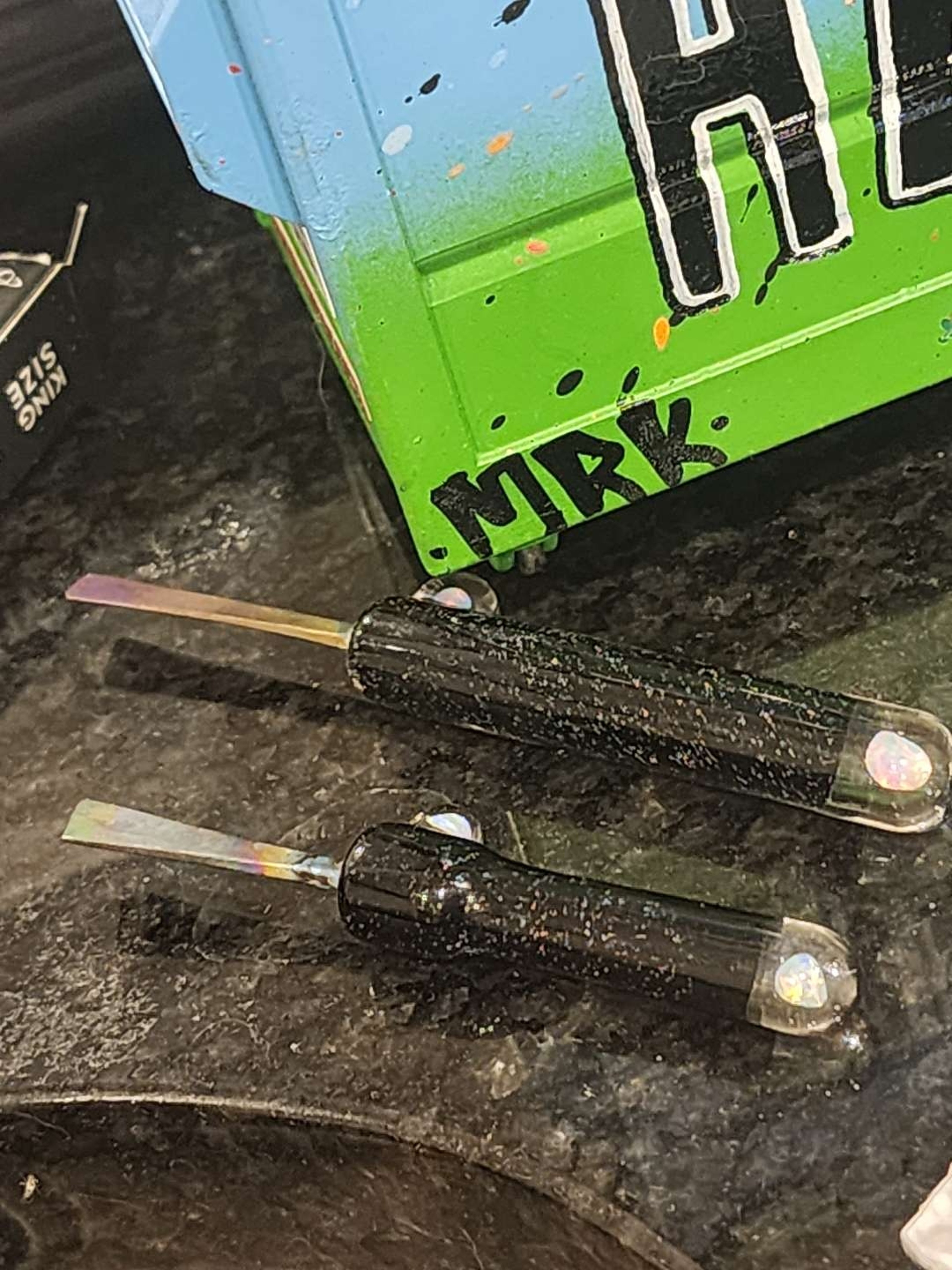 Preview pic of Crushed Opal Samurai Sword Dab Tools