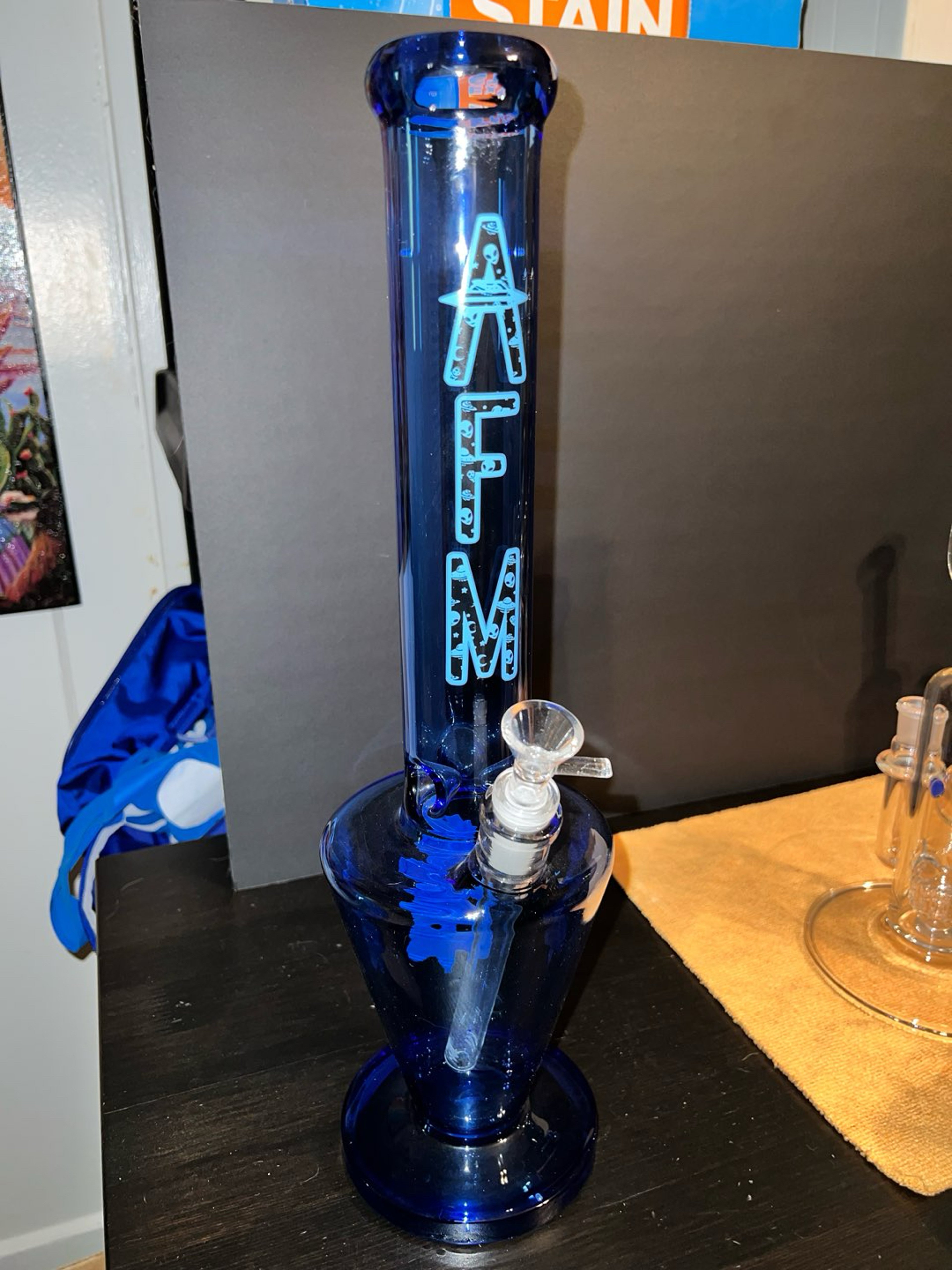 Preview pic of 14mm brand new AFM bong