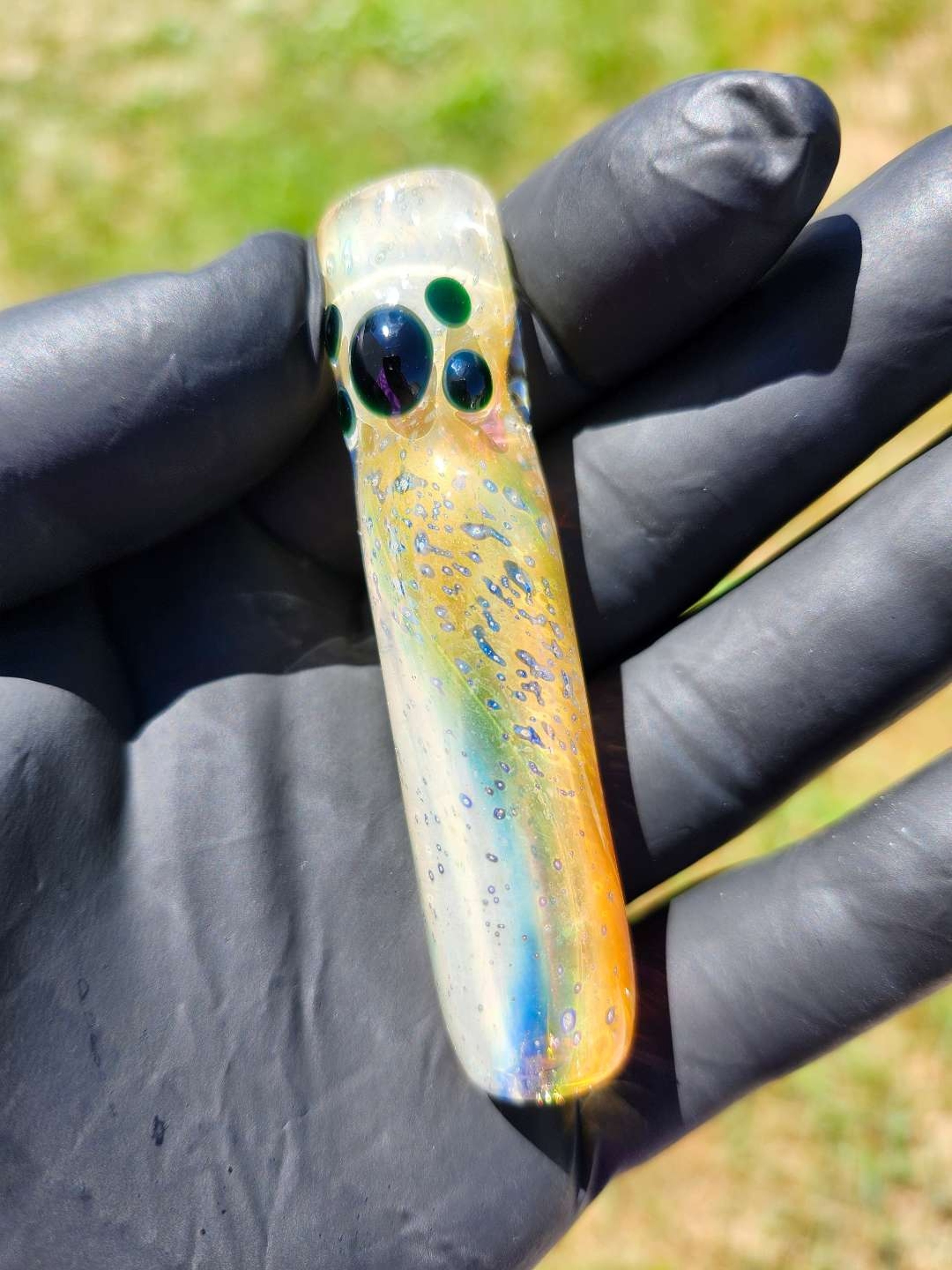Preview pic of DEVILS_OWN_GLASS ONIE
