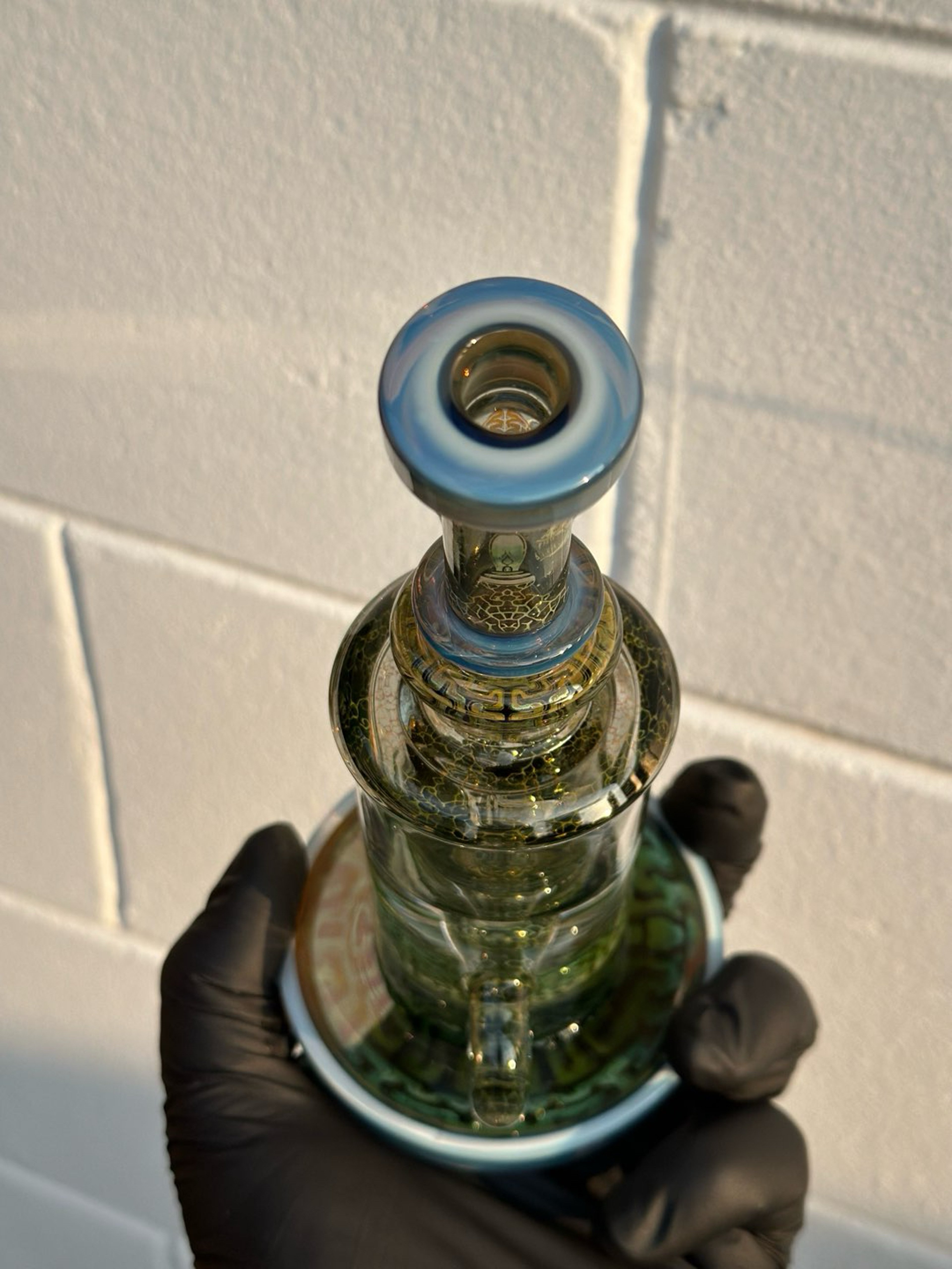 Preview pic of Mother ship adrift series Klein