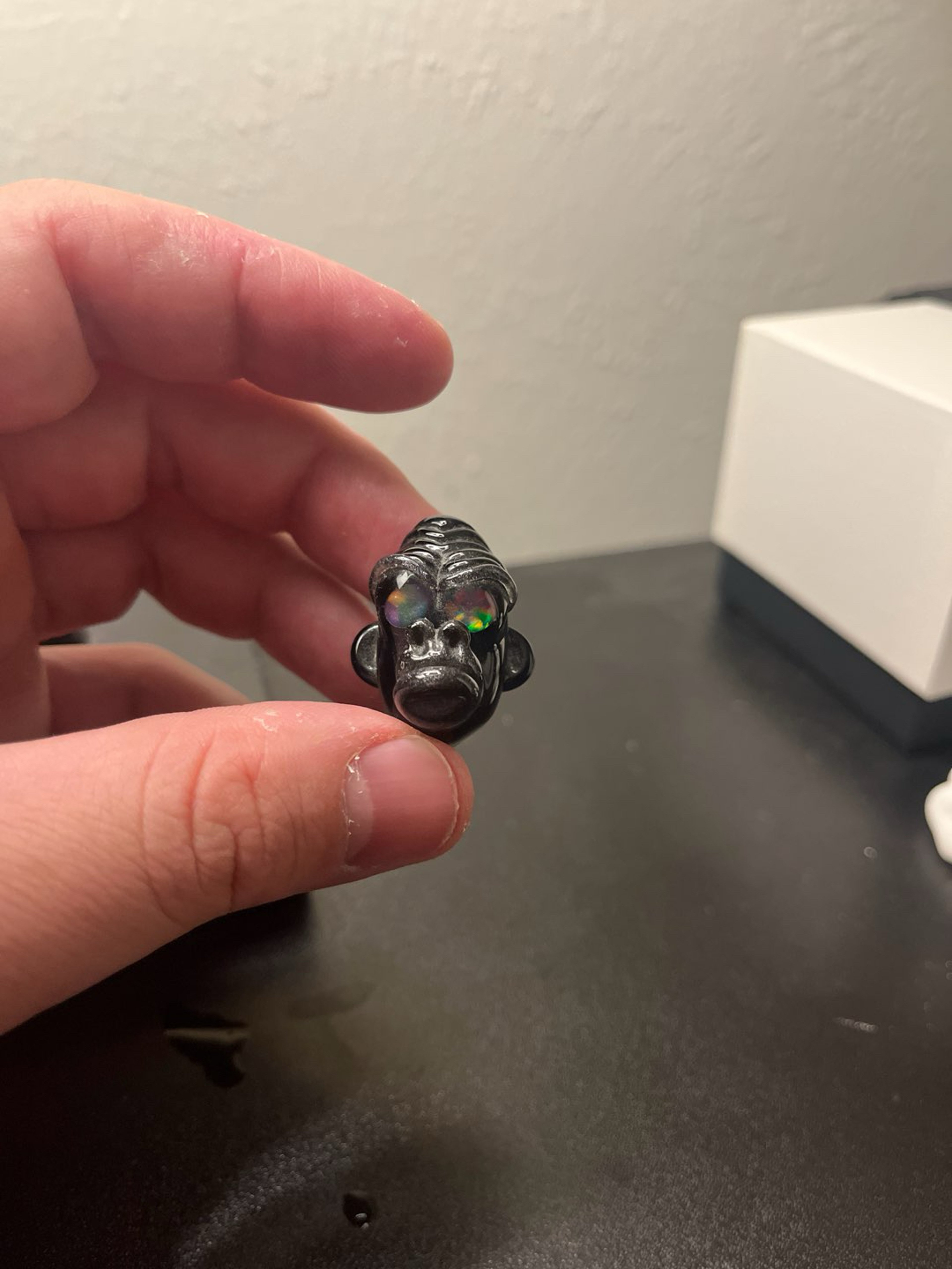 Preview pic of Mini firefly closed mouth pendant