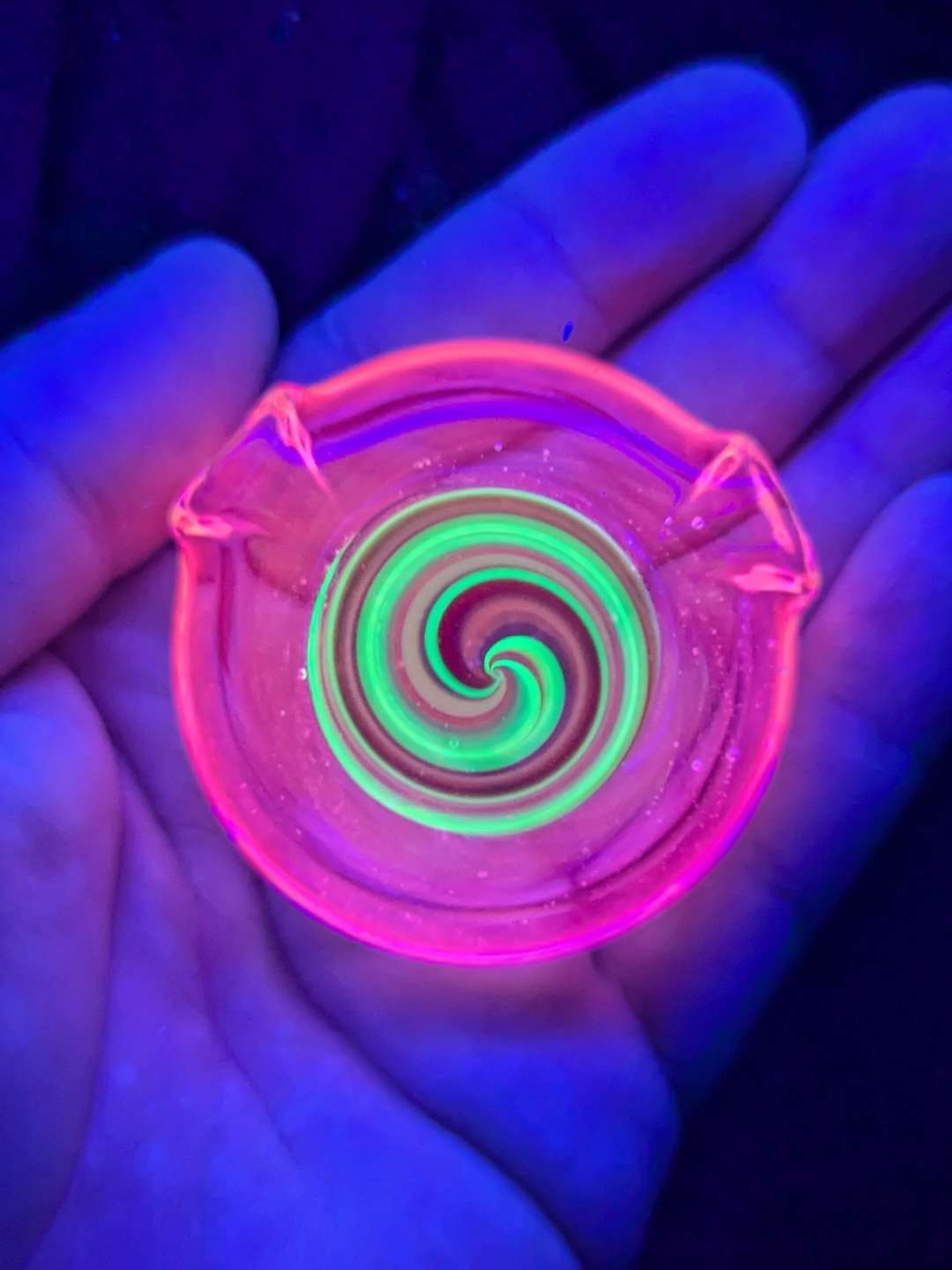 Preview pic of UV pendant