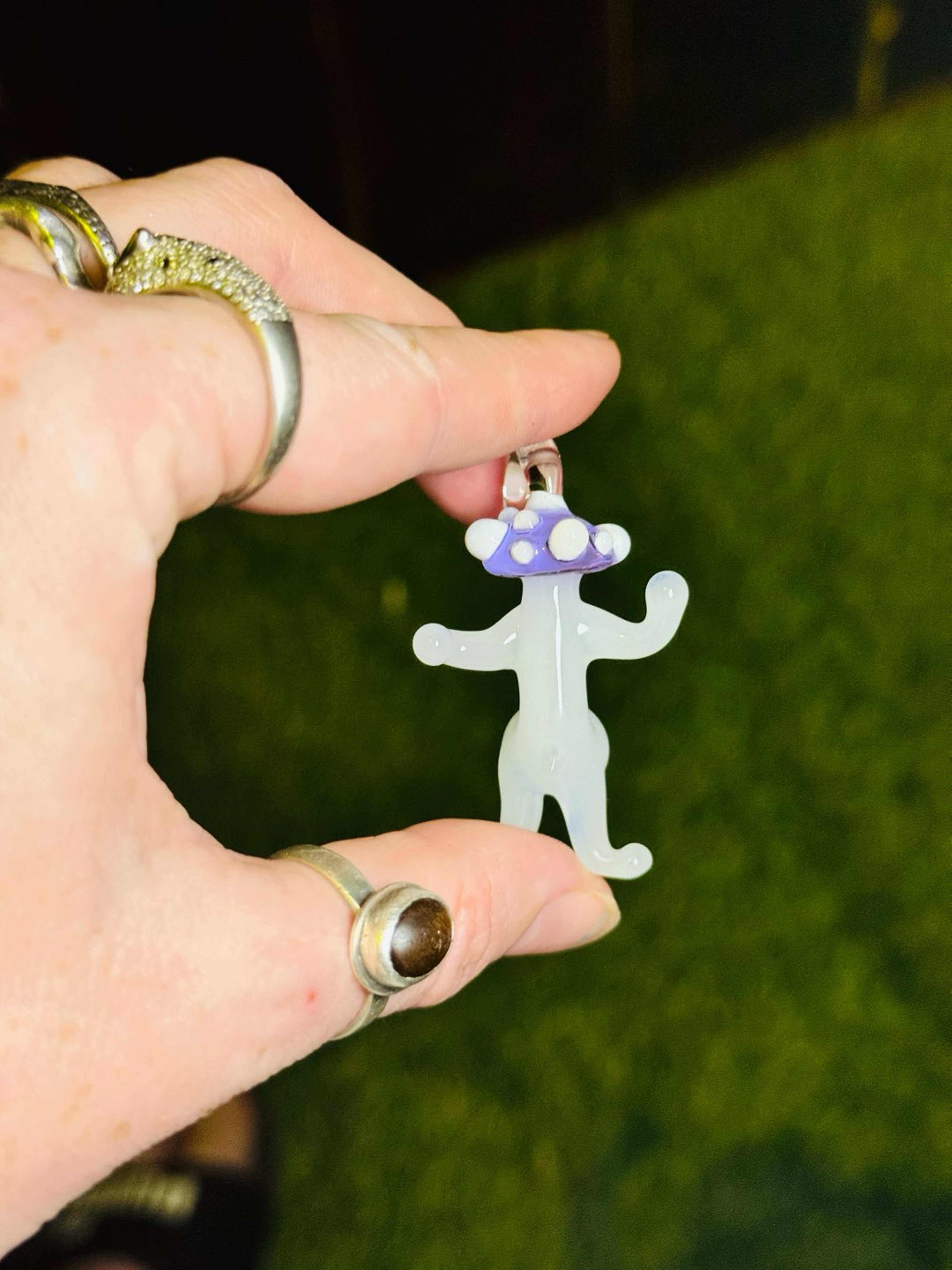 Preview pic of Dancing funguy