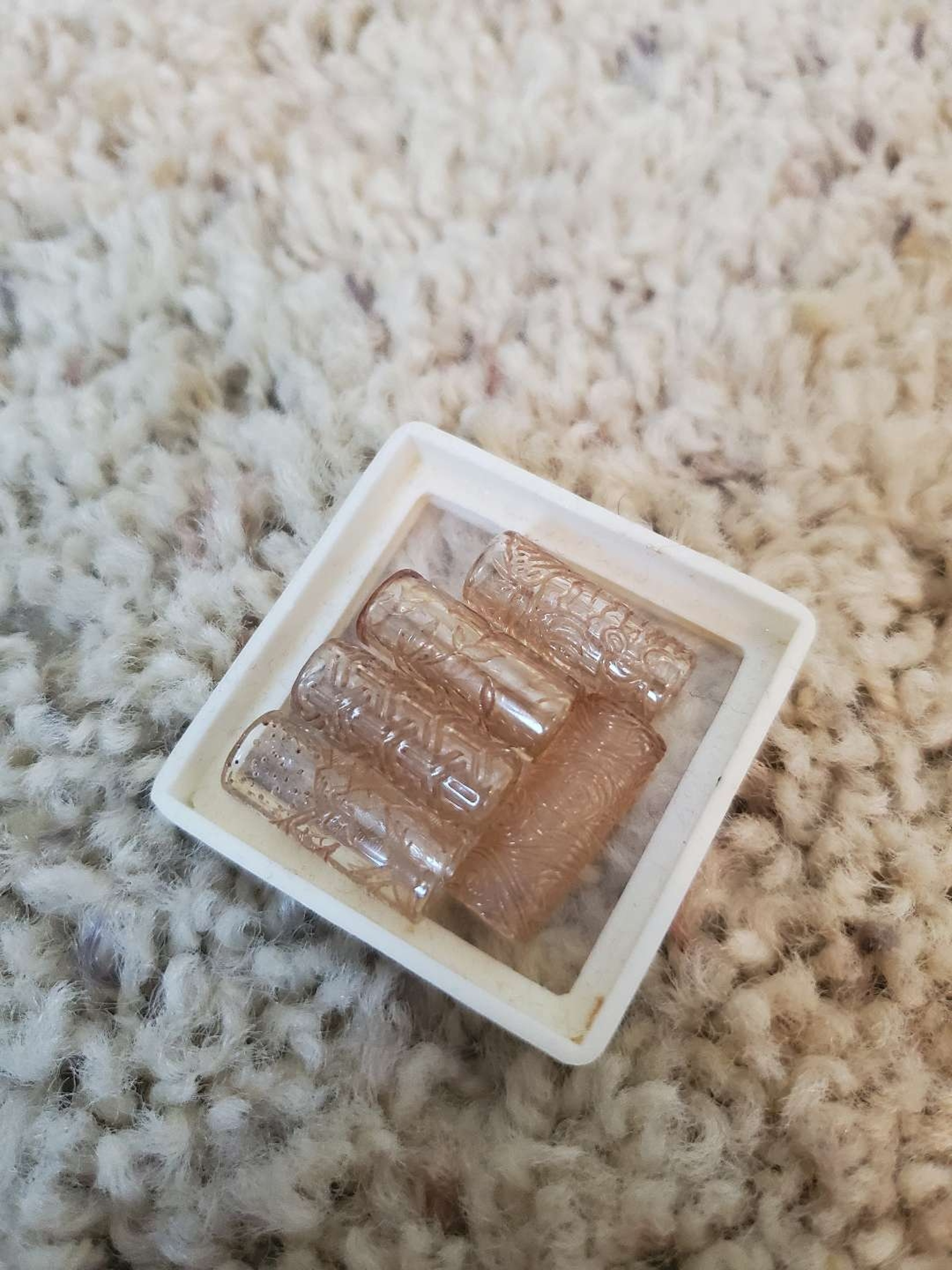 Preview pic of Evan Shore hollow Pillar set