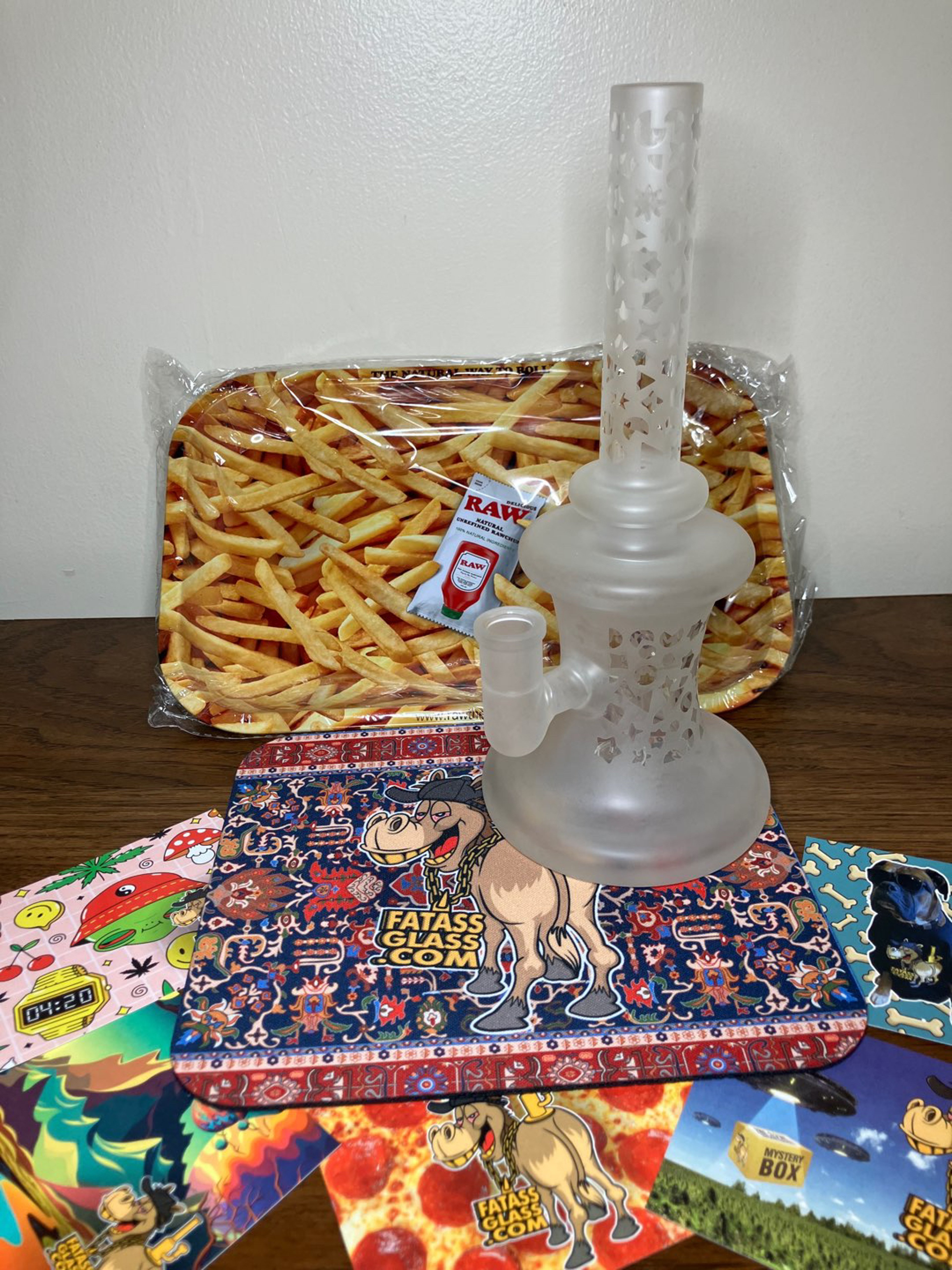 Preview pic of Fatass Glass mystery box