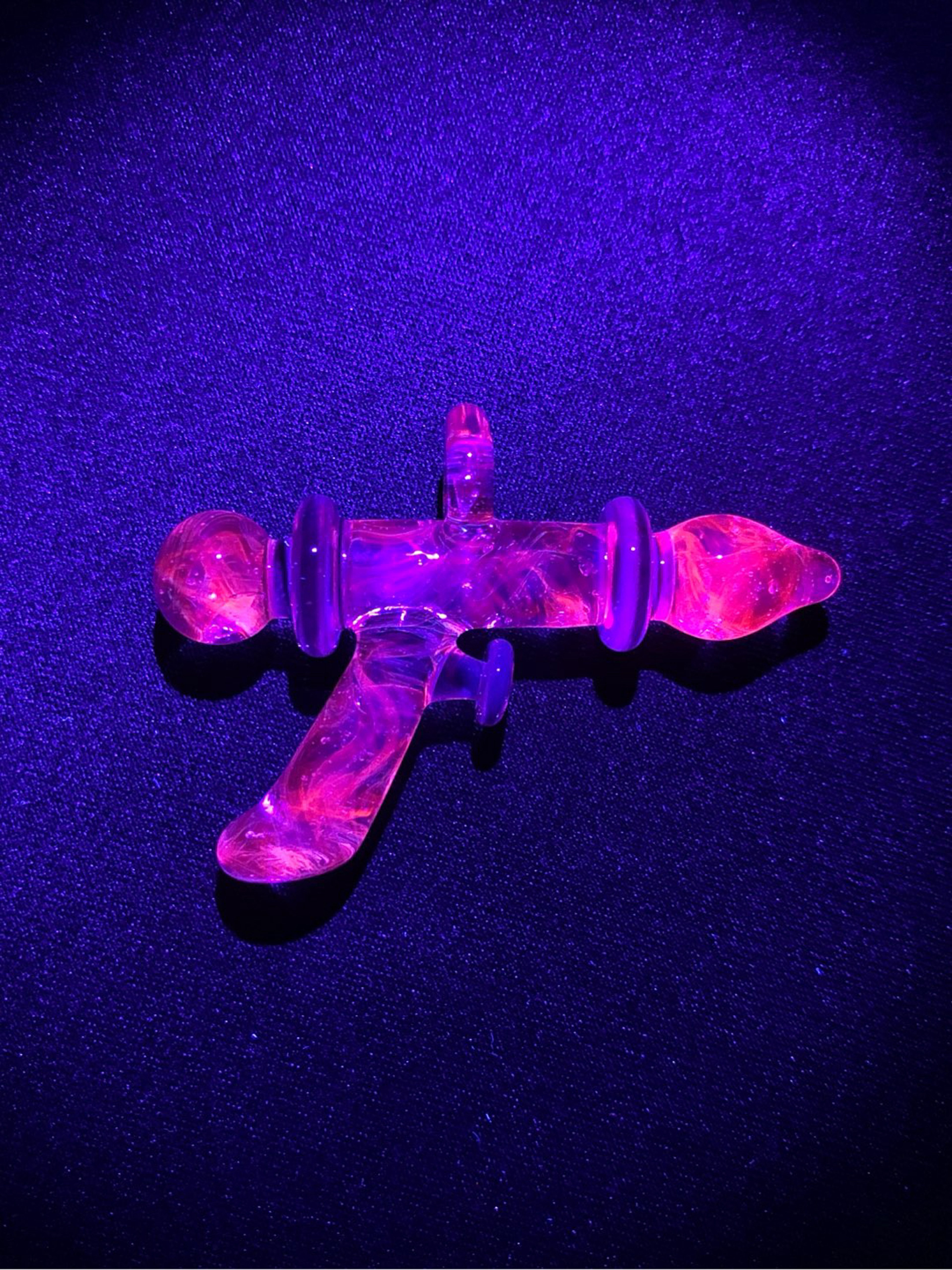Preview pic of CFL Shifty Peach Opal/Lucy chaos ray gun pendant