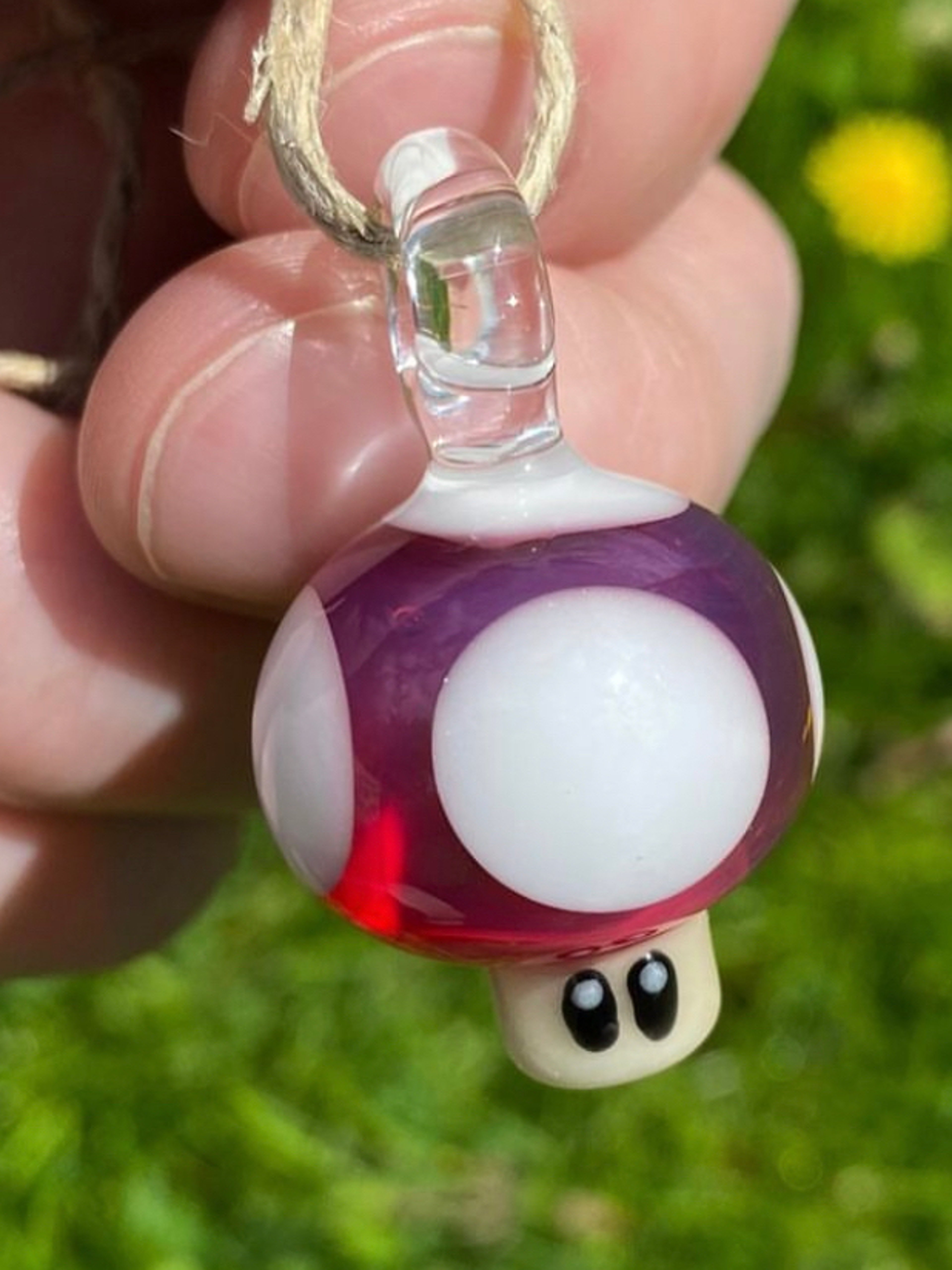 Preview pic of 1UP mushroom Pendy JohnstonGlass