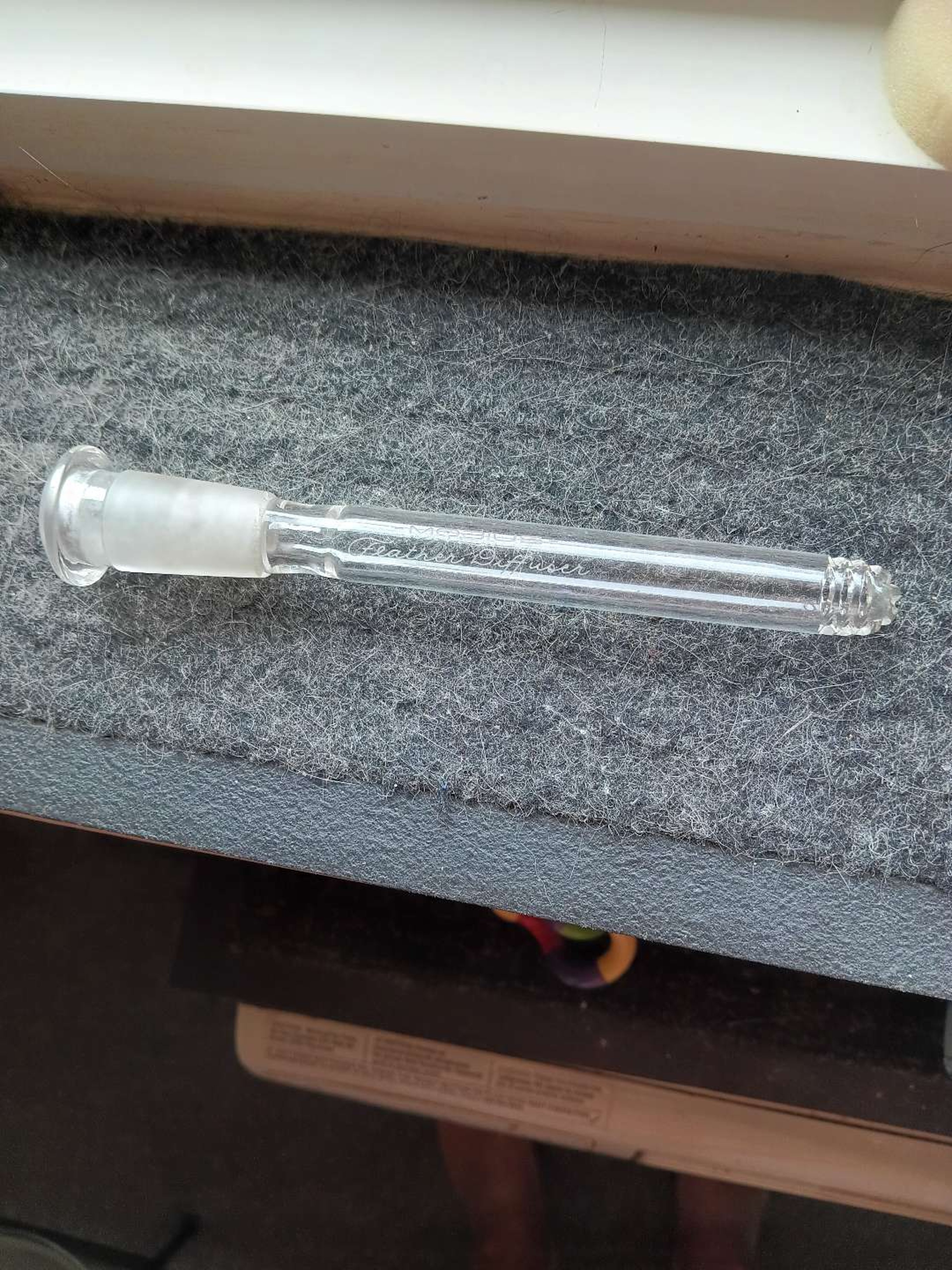 Preview pic of Mobius feathered downstem