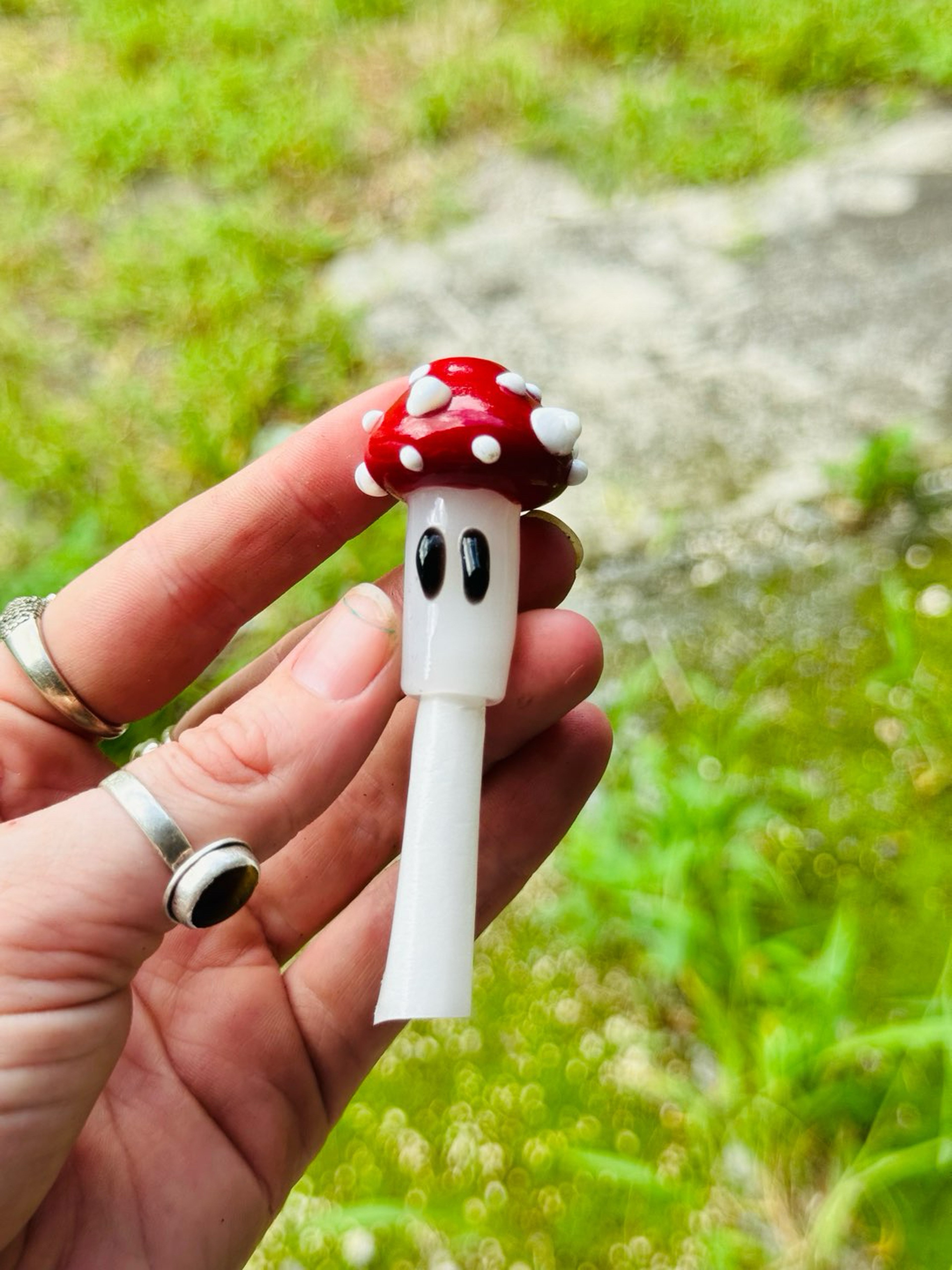 Preview pic of Mushroom joint tip holder pendant