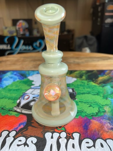 Preview pic of Big_E_Glass banger hanger Rig