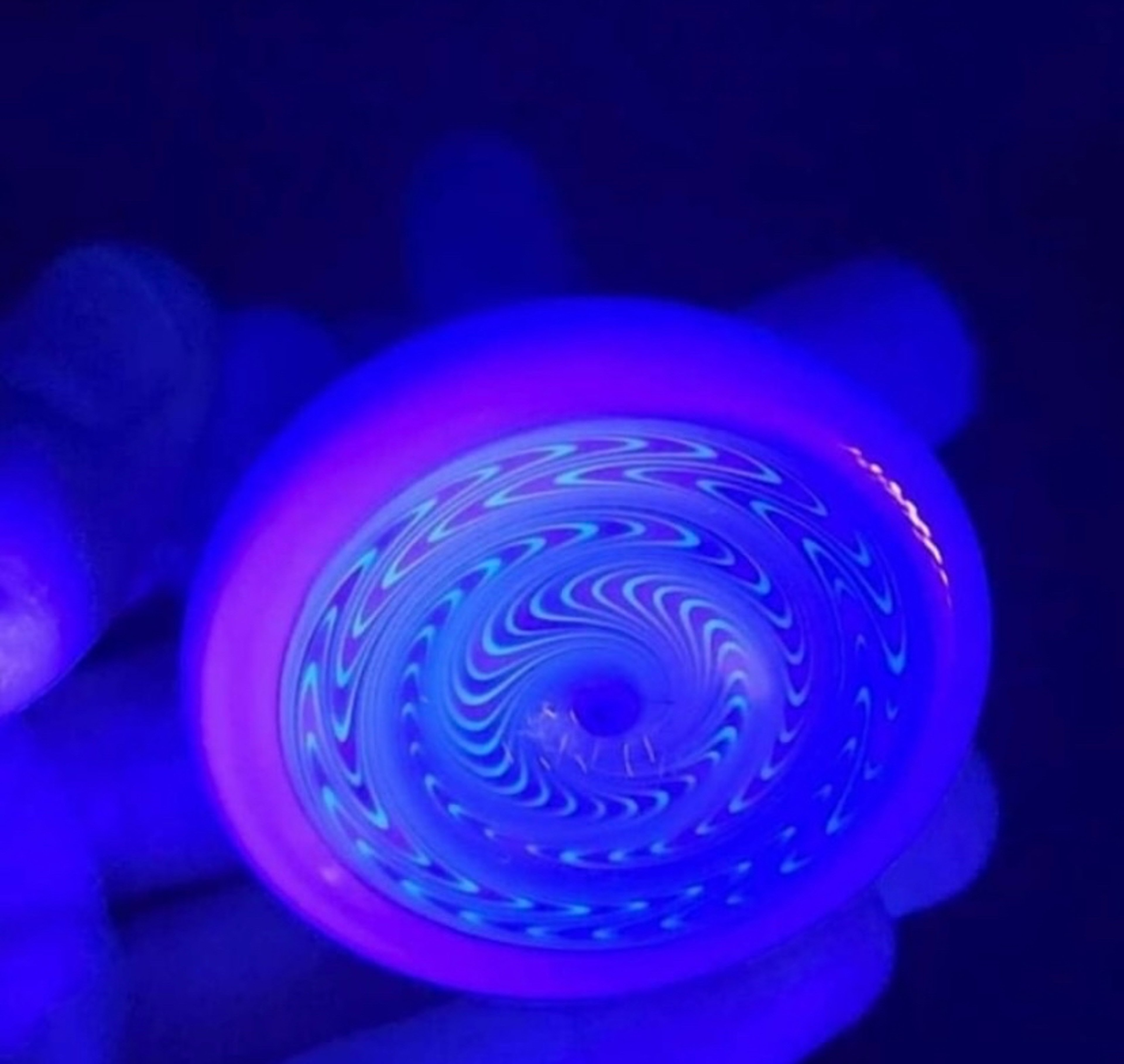Preview pic of Trapped glass mini 10mm uv