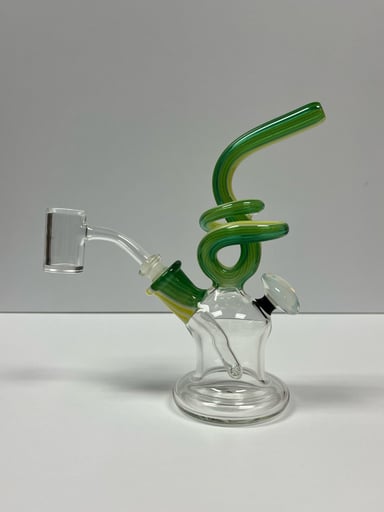 Preview pic of Cambria Glass custom rig comes with new Bear Quartz banger