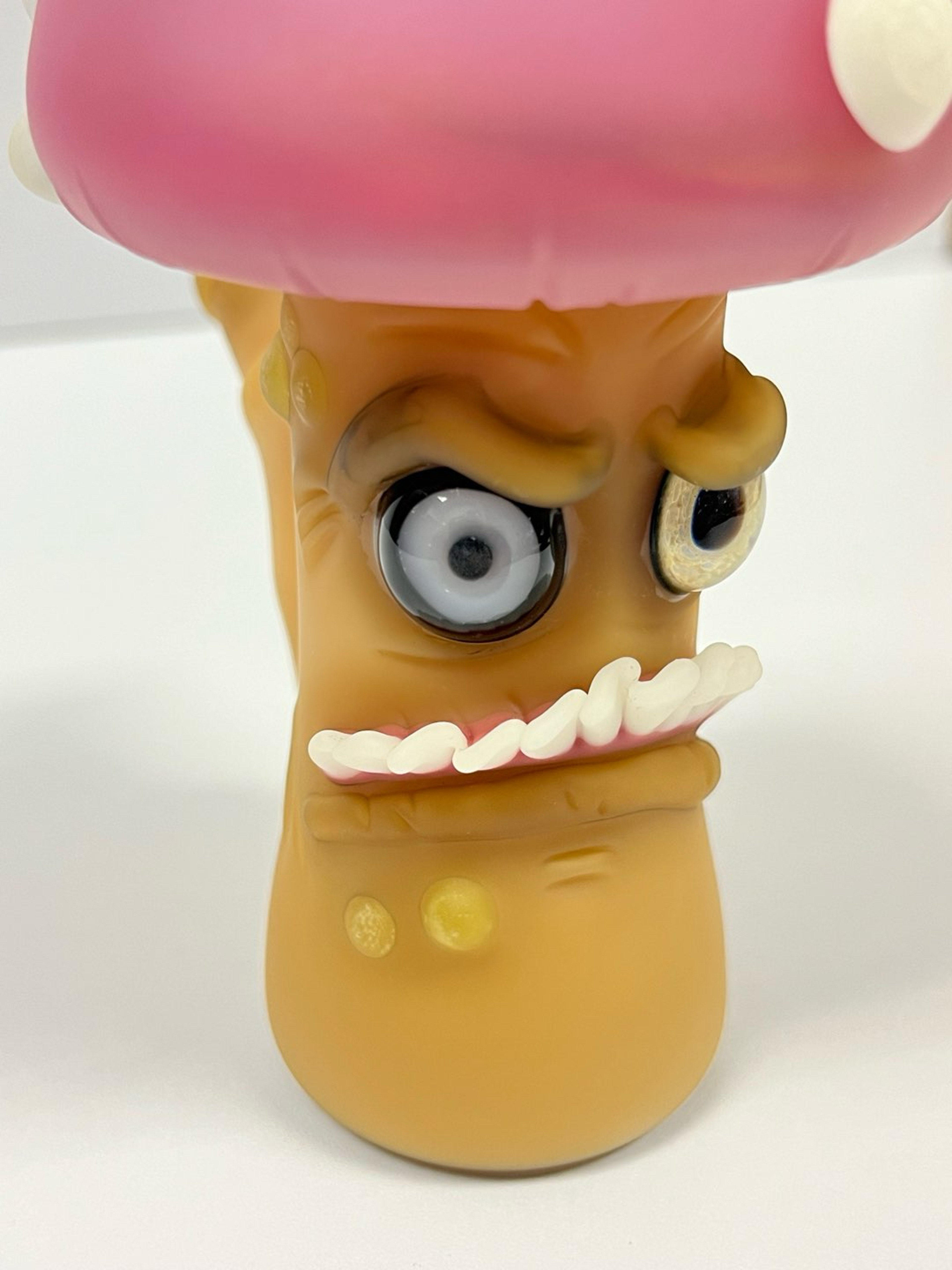 Space Glass mushroom rig with UV reactive glass image 0
