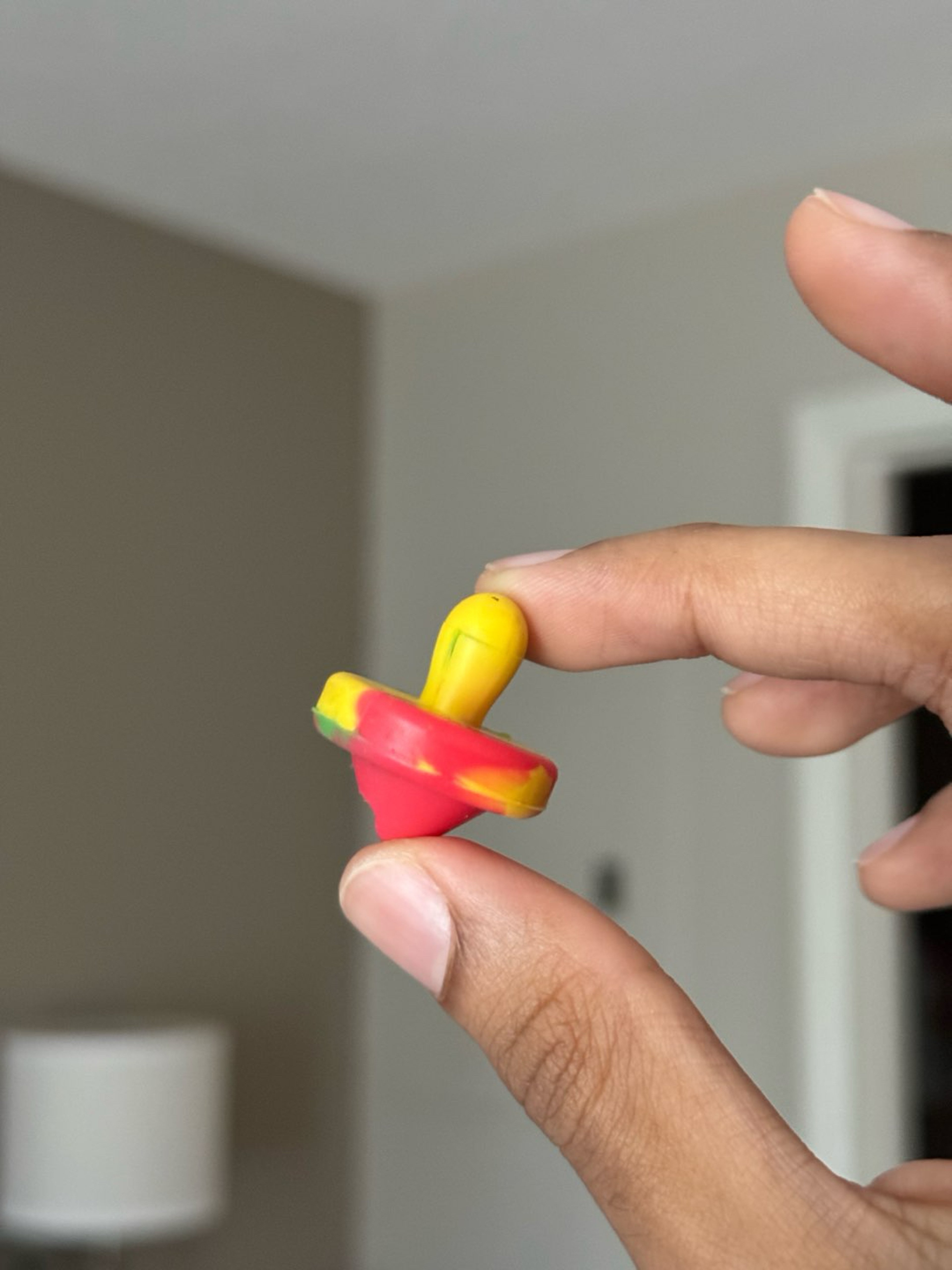 Preview pic of RASTA COLOR RUBBER SPINNER CAP