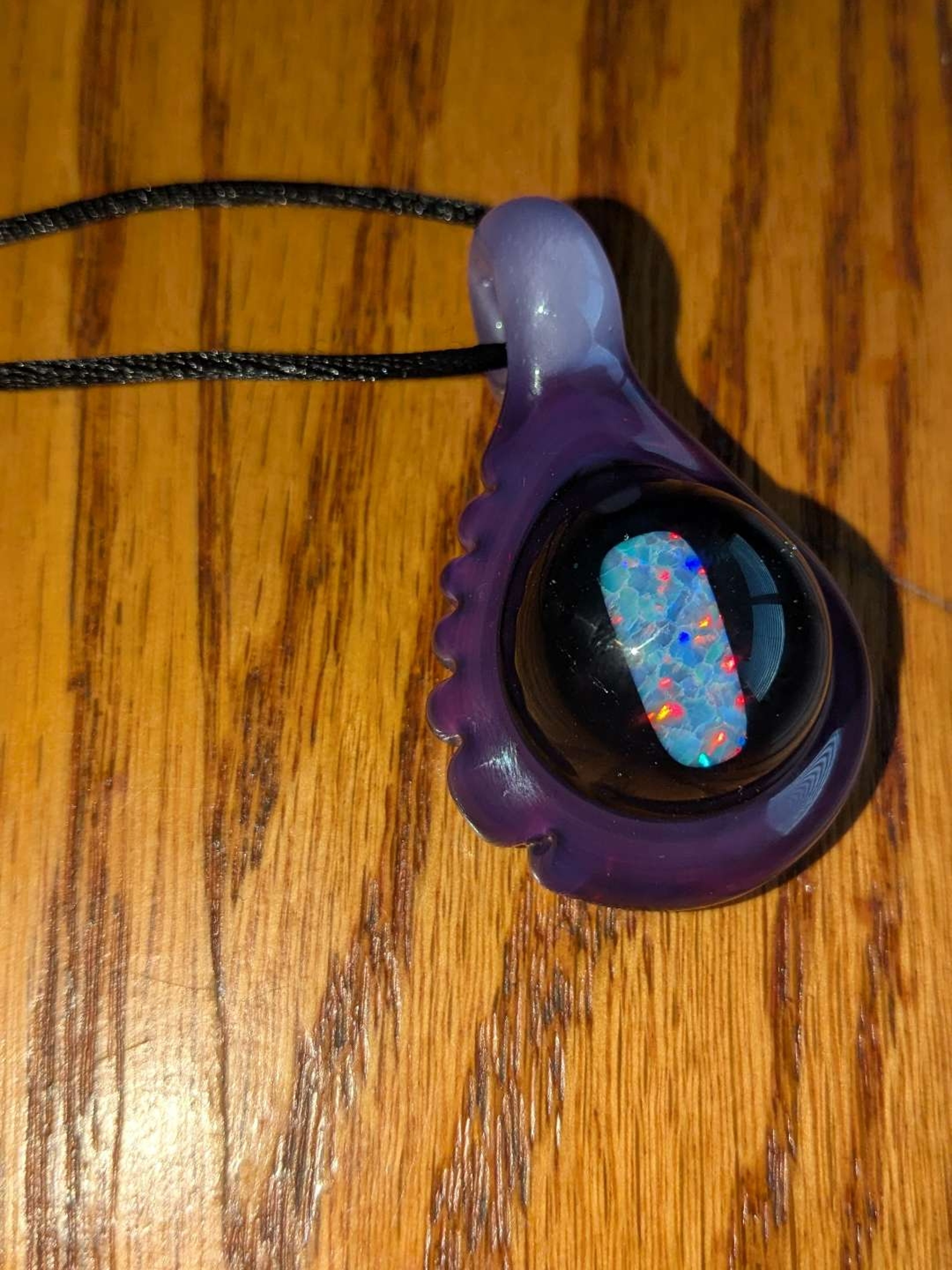 Preview pic of rain drop opal pendy