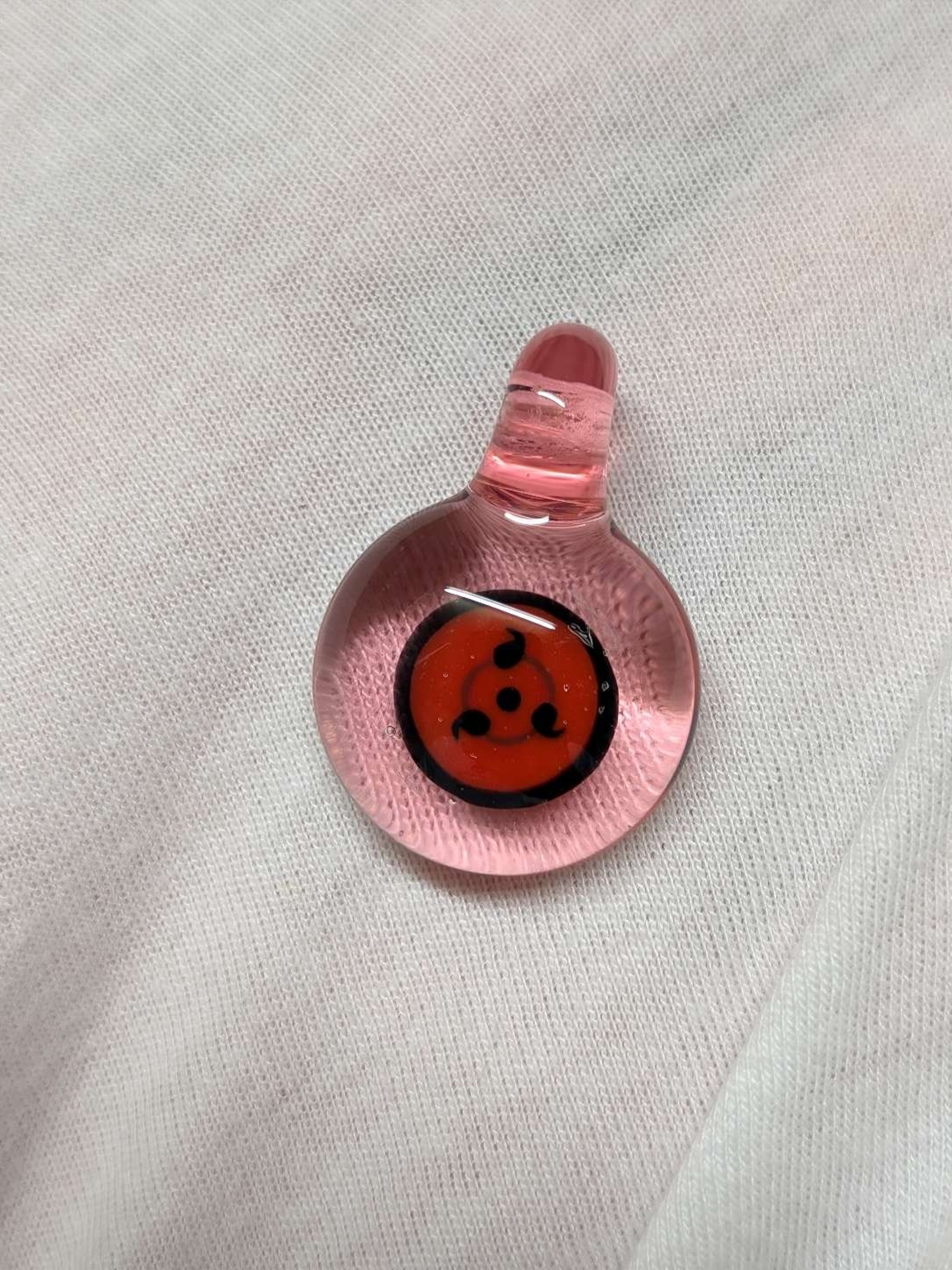 Preview pic of Sharingan Eye milli/murrine pendant Cfl reactive