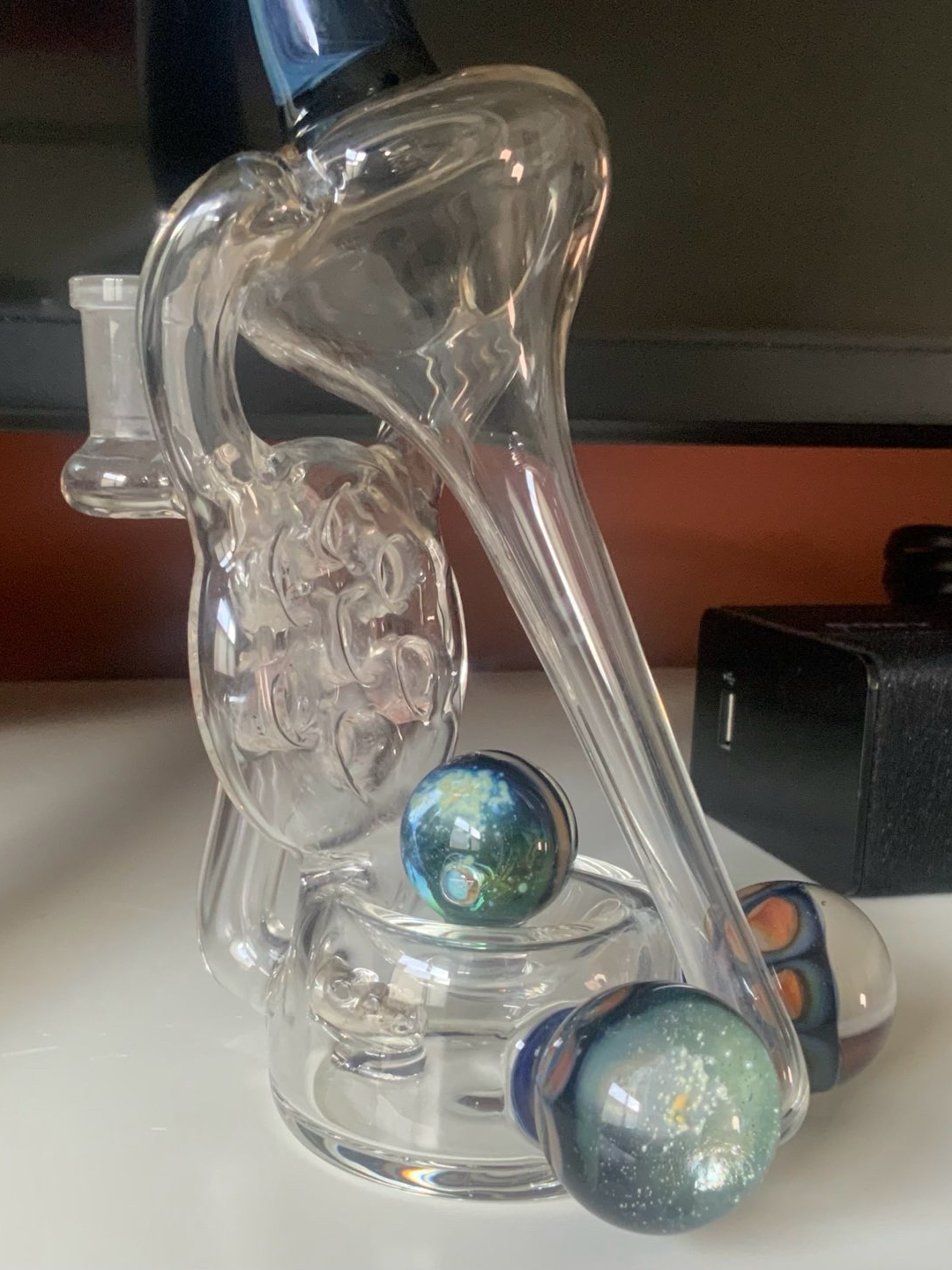 Preview pic of Unlmtd glass Swiss space cycler