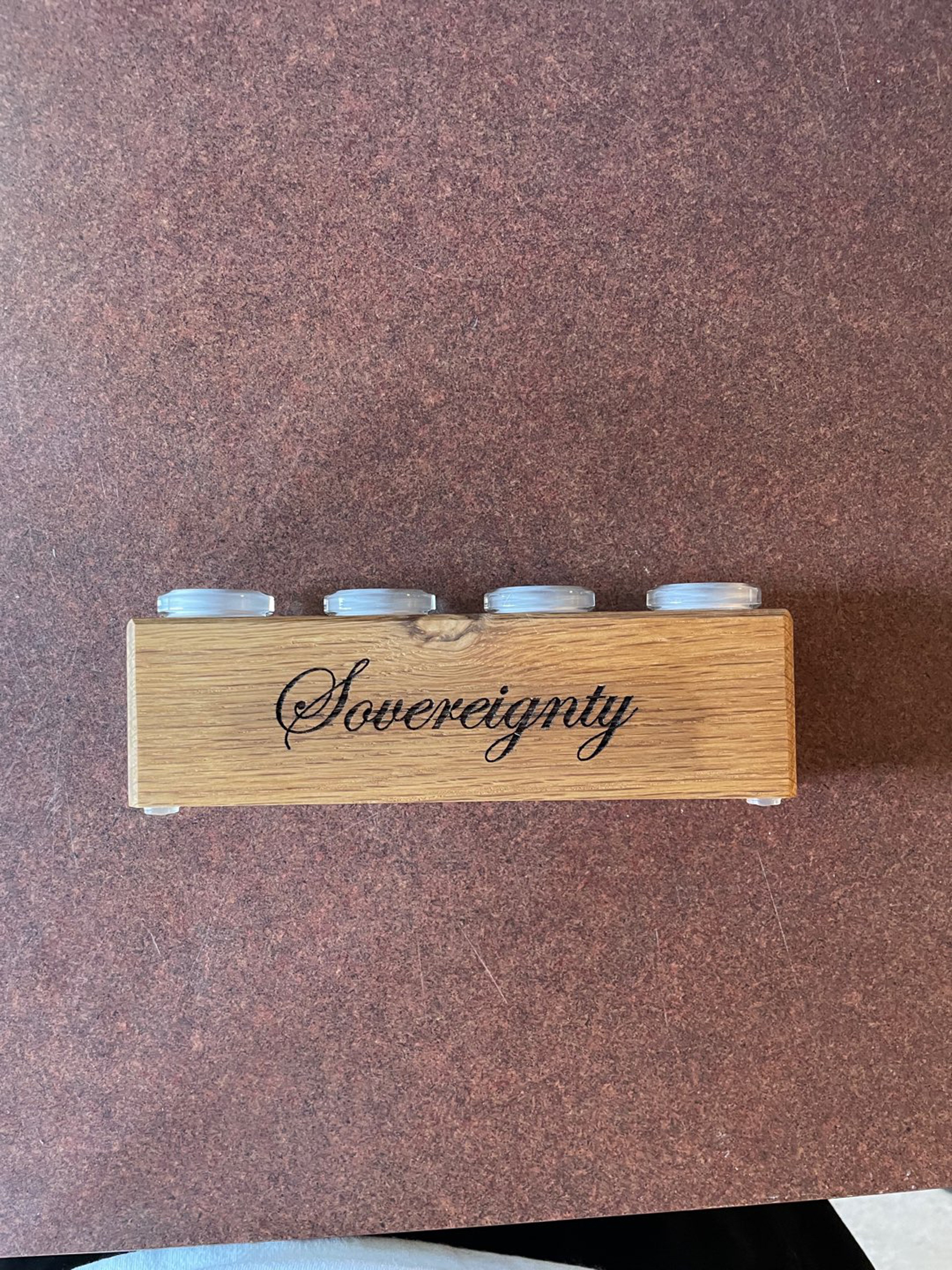 Preview pic of Sovereignty Slide Stand | White Oak