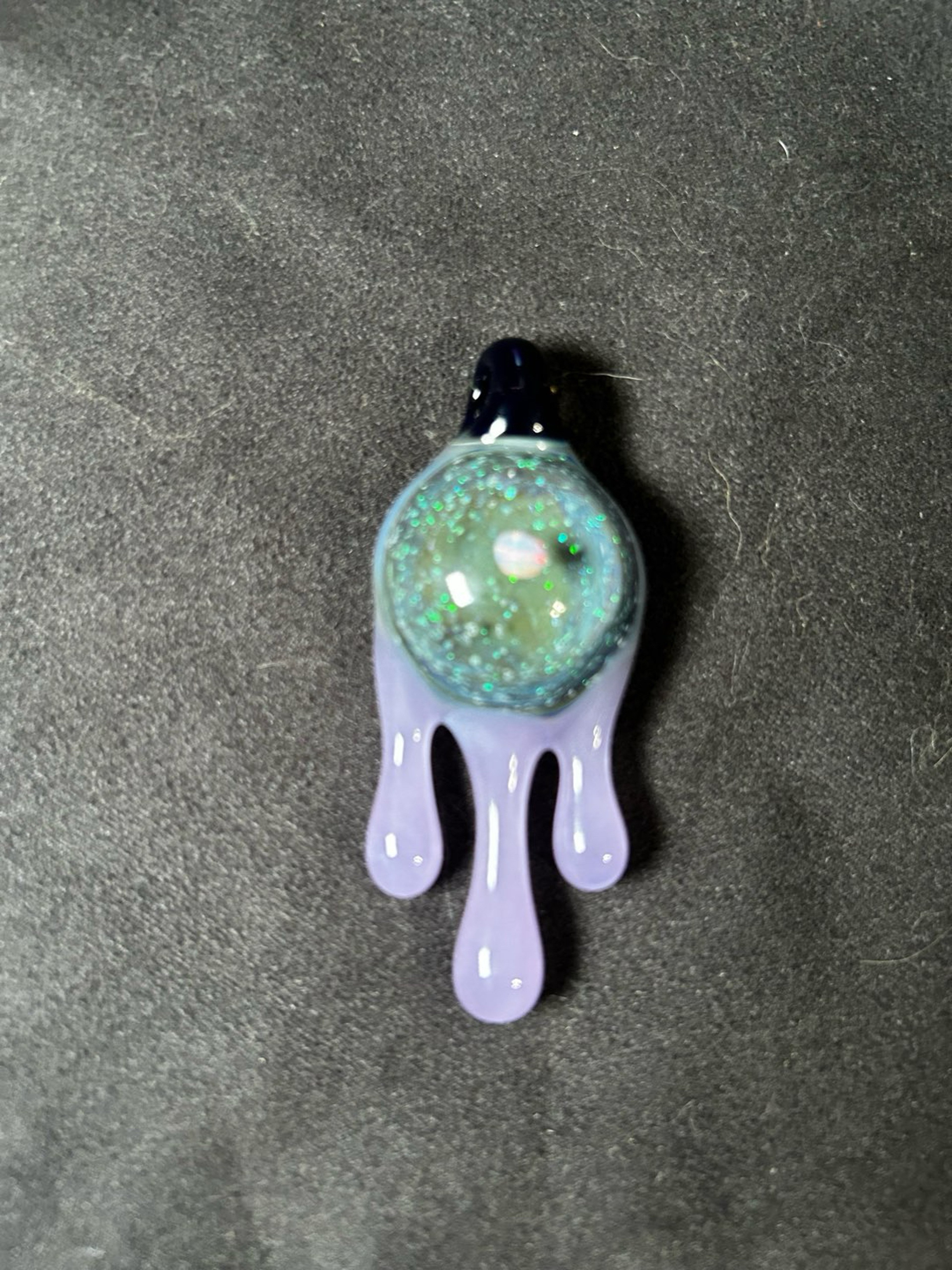 Preview pic of Opal drip pendant