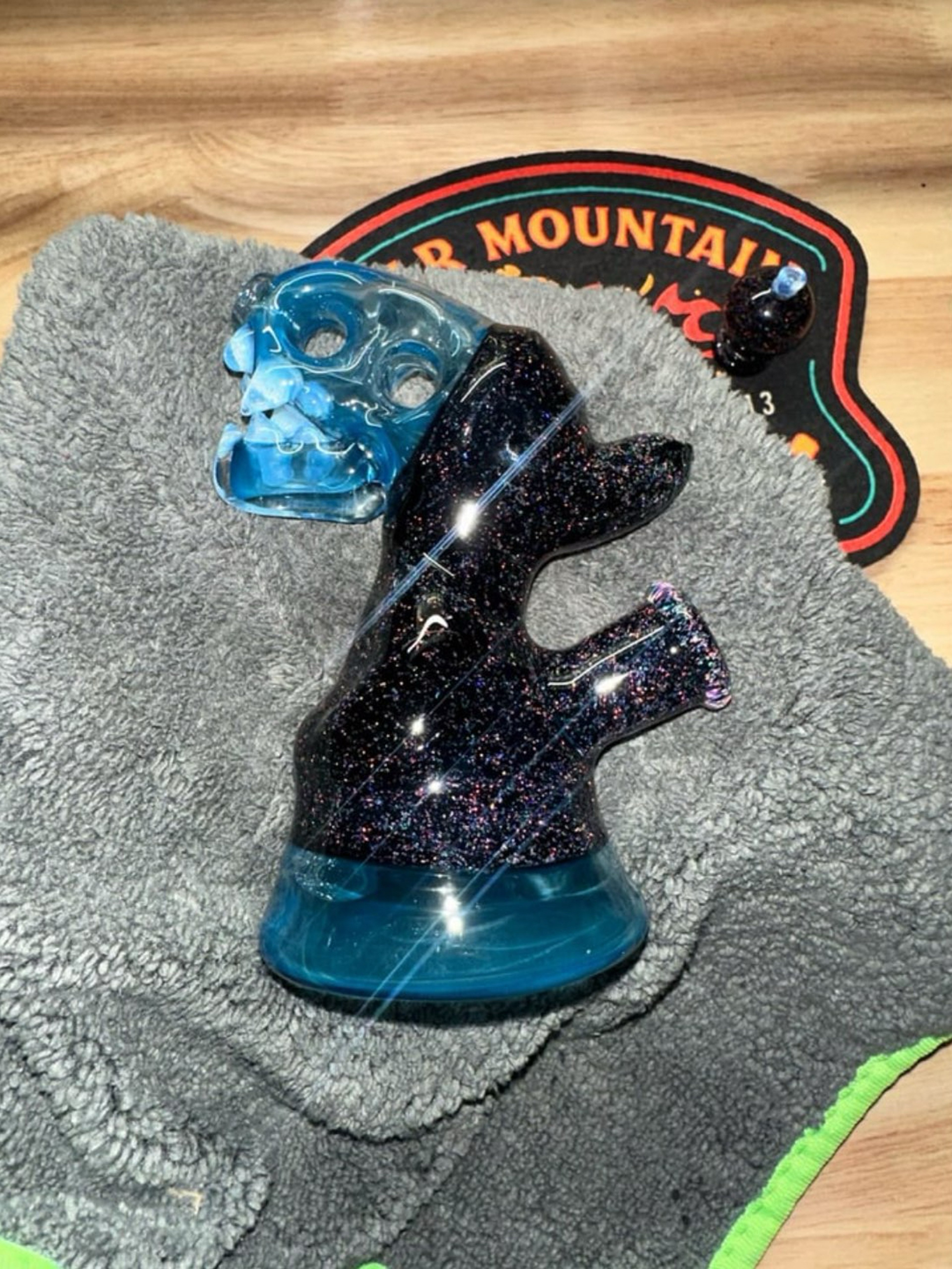 Preview pic of Enuff hooded Dino