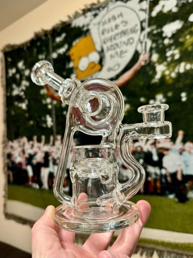 Preview pic of Ery glass