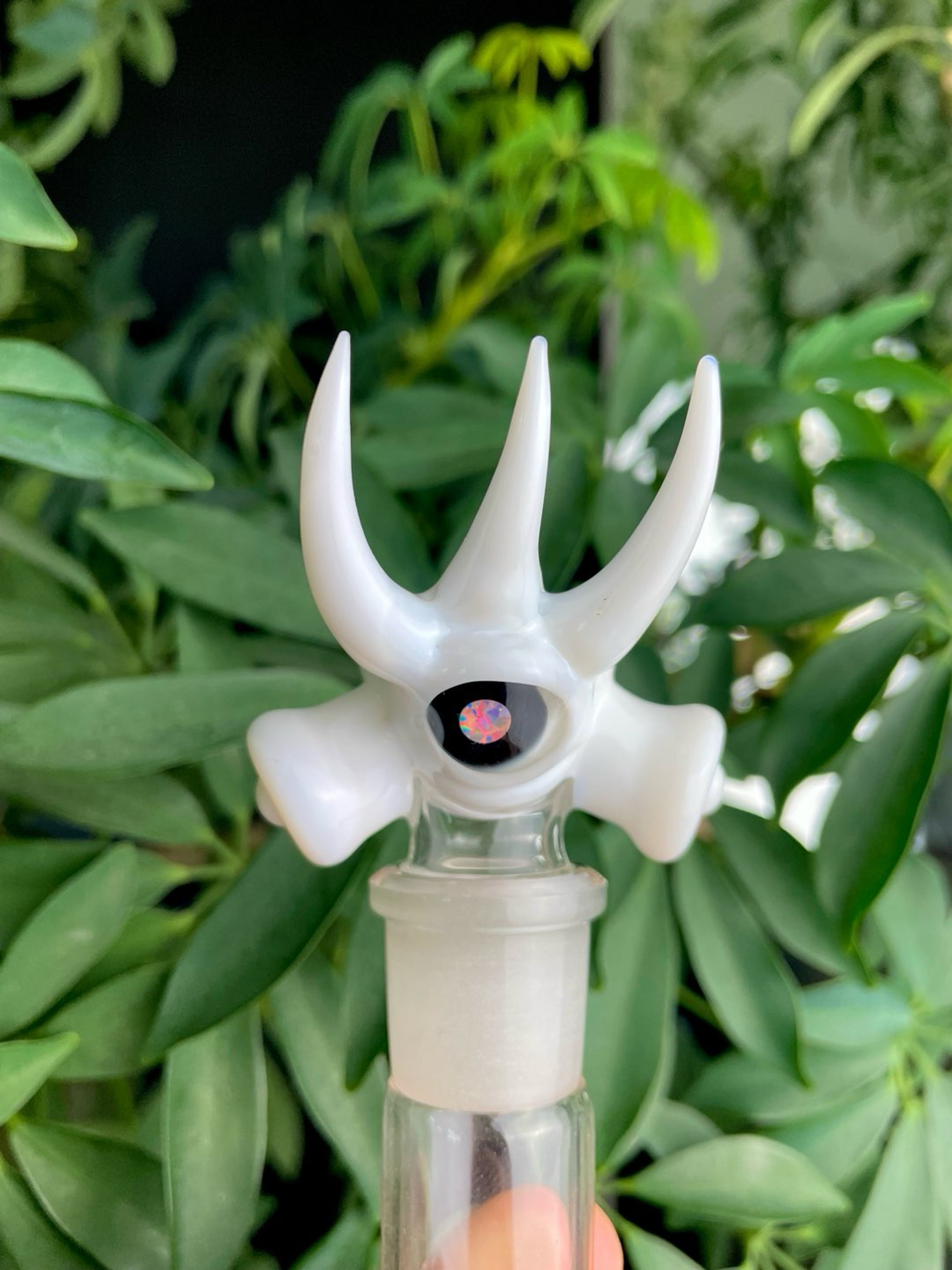 Preview pic of 18mm Lotus White Creature Slide